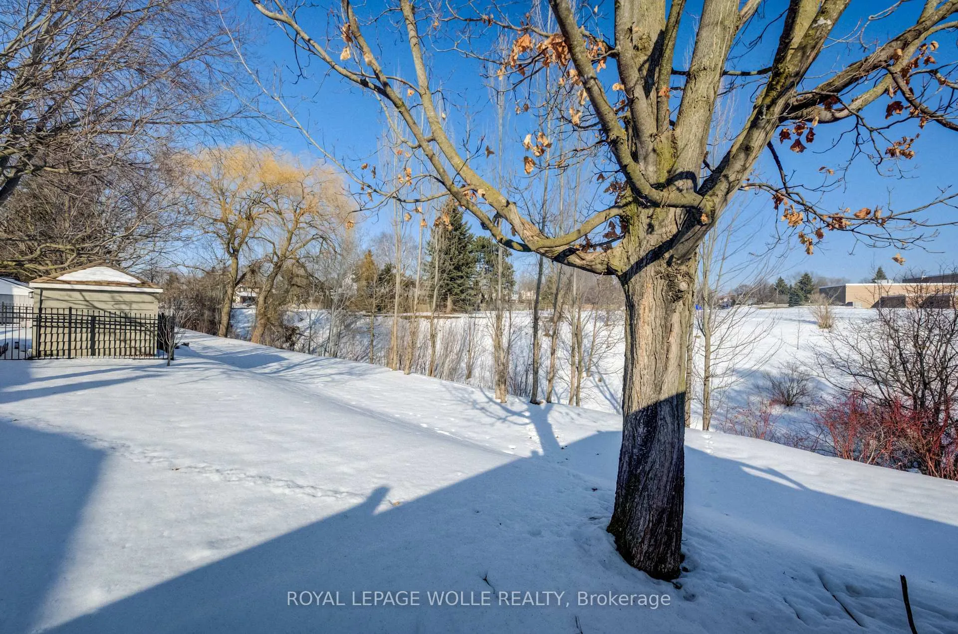 Photo 32 of 20 Royal Orchard Drive, Waterloo — HOMEH