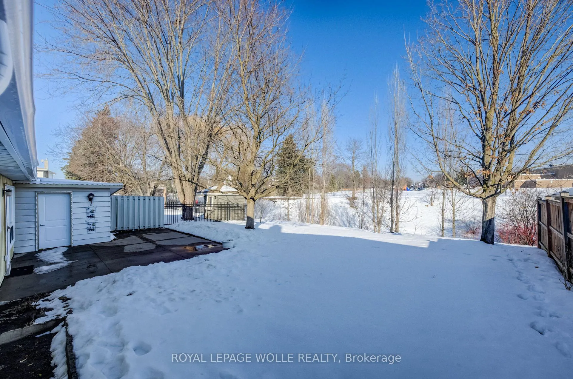 Photo 33 of 20 Royal Orchard Drive, Waterloo — HOMEH