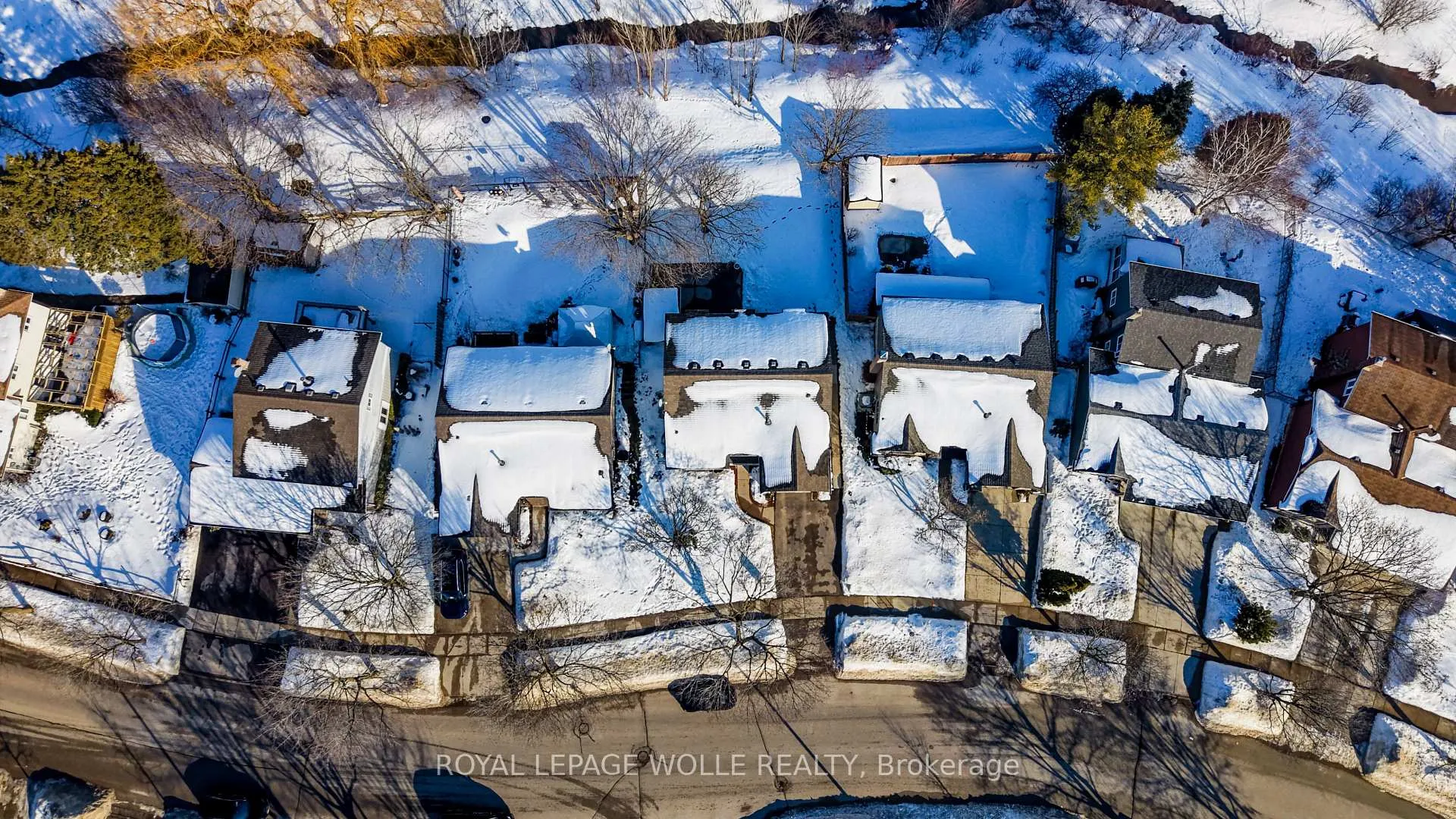 Photo 39 of 20 Royal Orchard Drive, Waterloo — HOMEH