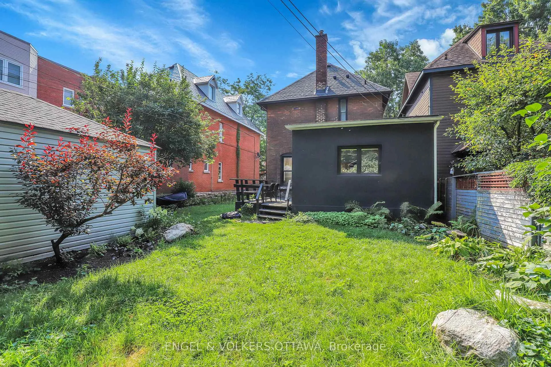 Photo 3 of 597 Maclaren Street, Ottawa, Ottawa Centre — HOMEH