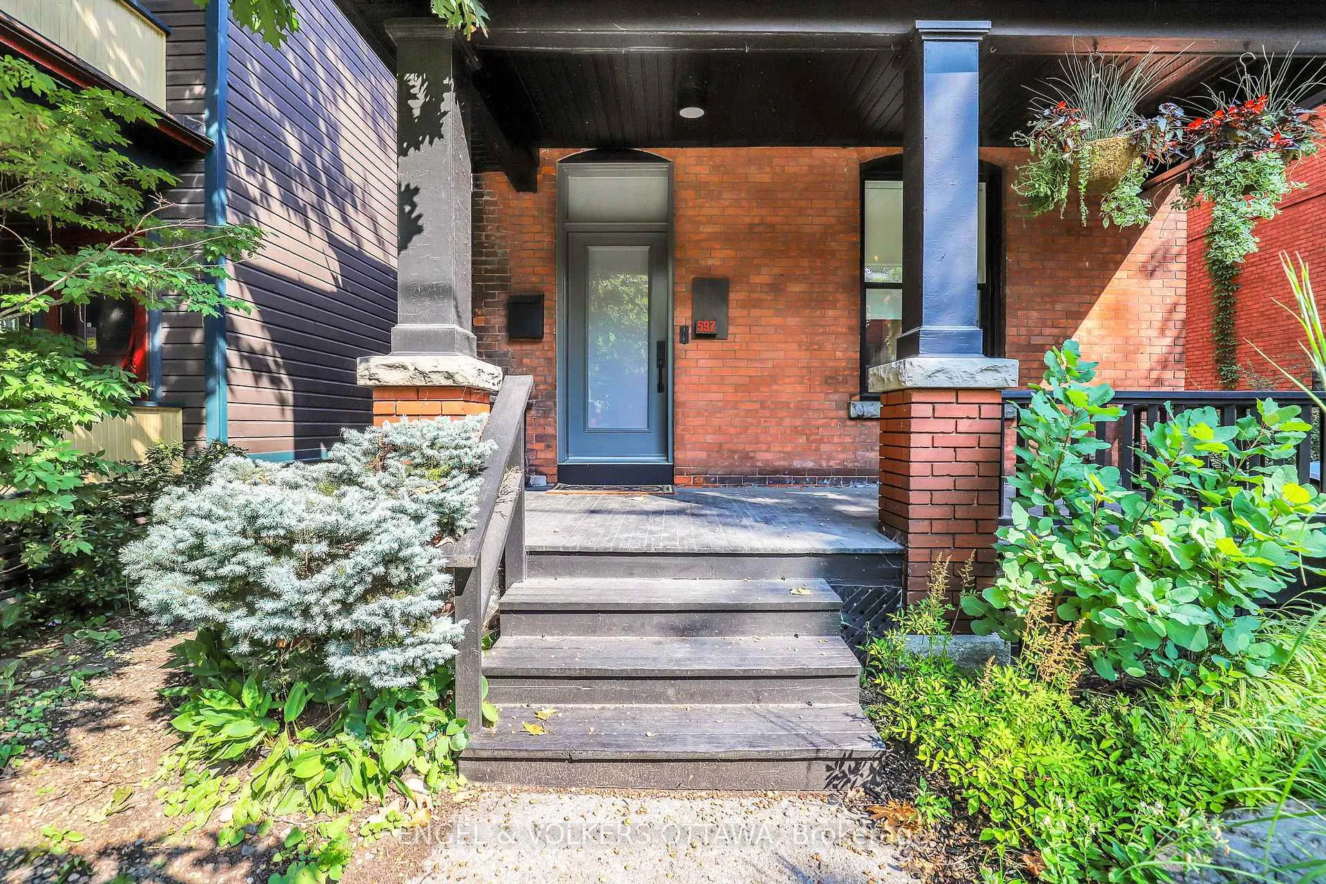 Photo 6 of 597 Maclaren Street, Ottawa, Ottawa Centre — HOMEH