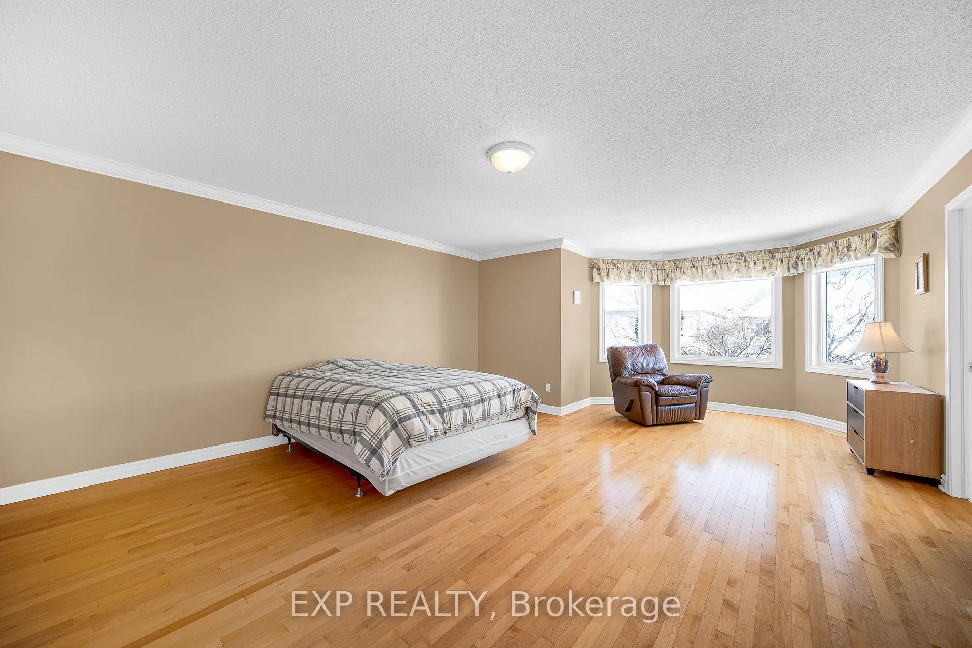 Photo 19 of 166 Hemlo Crescent, Ottawa, Kanata - Kanata Lakes/Heritage Hills — HOMEH