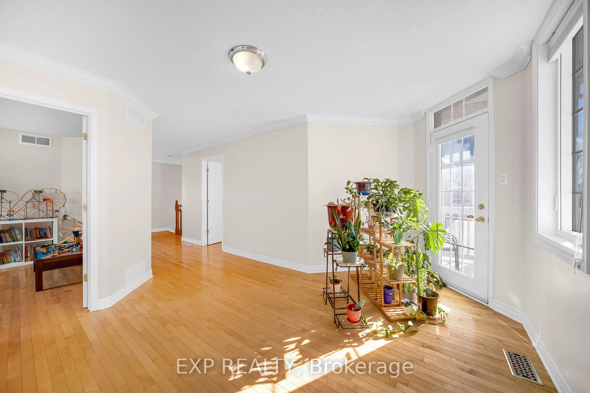 Photo 25 of 166 Hemlo Crescent, Ottawa, Kanata - Kanata Lakes/Heritage Hills — HOMEH