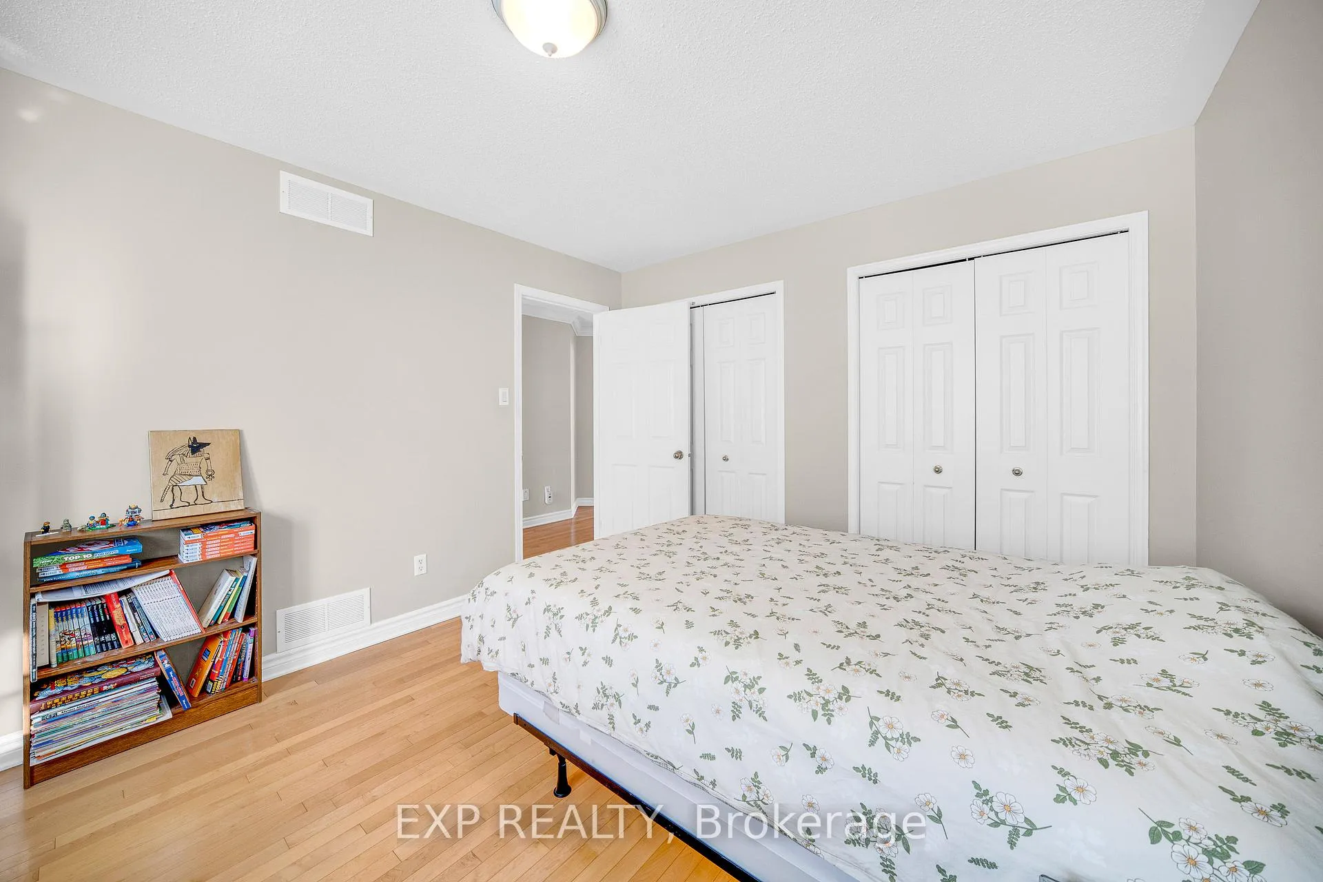 Photo 29 of 166 Hemlo Crescent, Ottawa, Kanata - Kanata Lakes/Heritage Hills — HOMEH