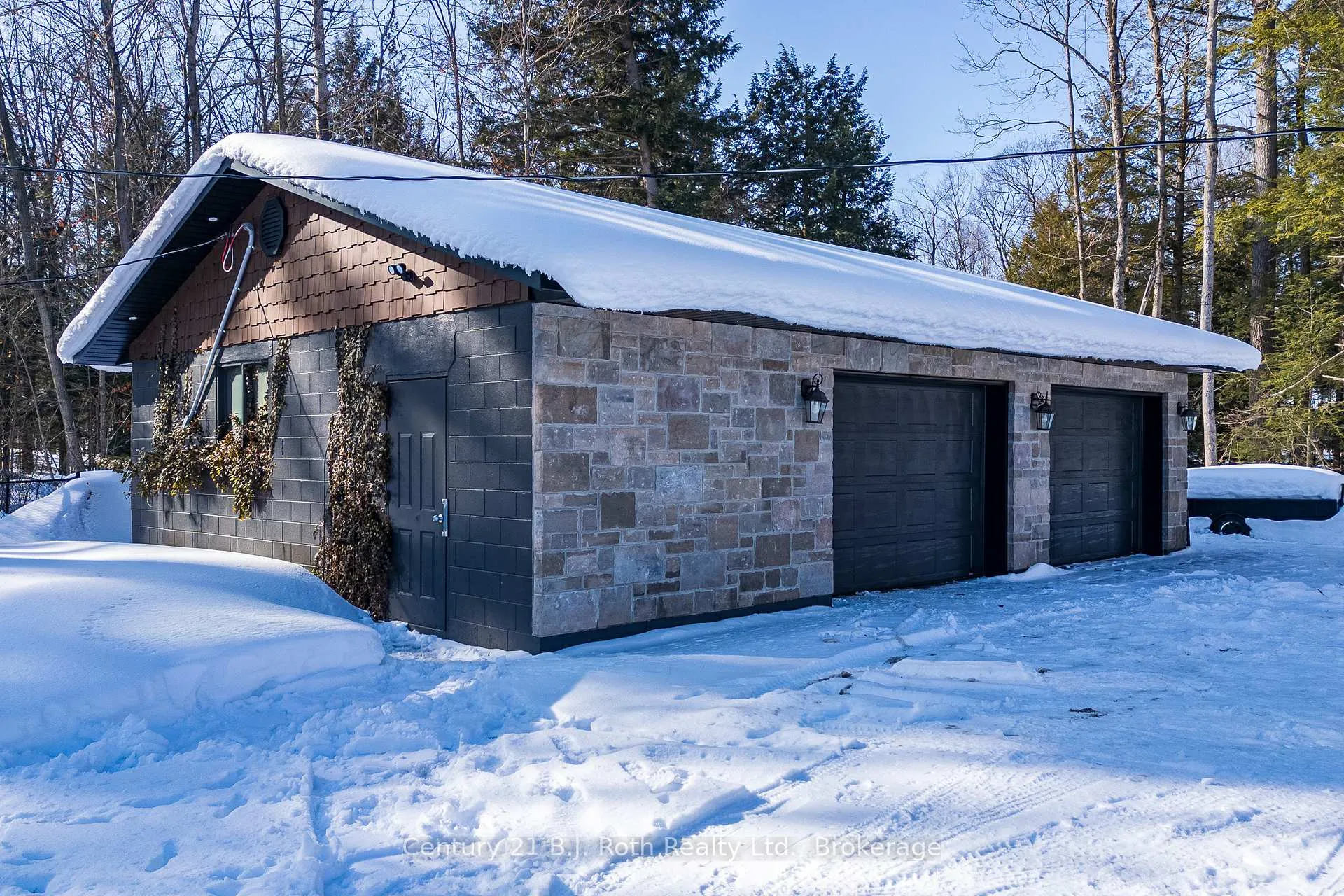Photo 12 of 4132 Wainman Line, Severn, Bass Lake — HOMEH