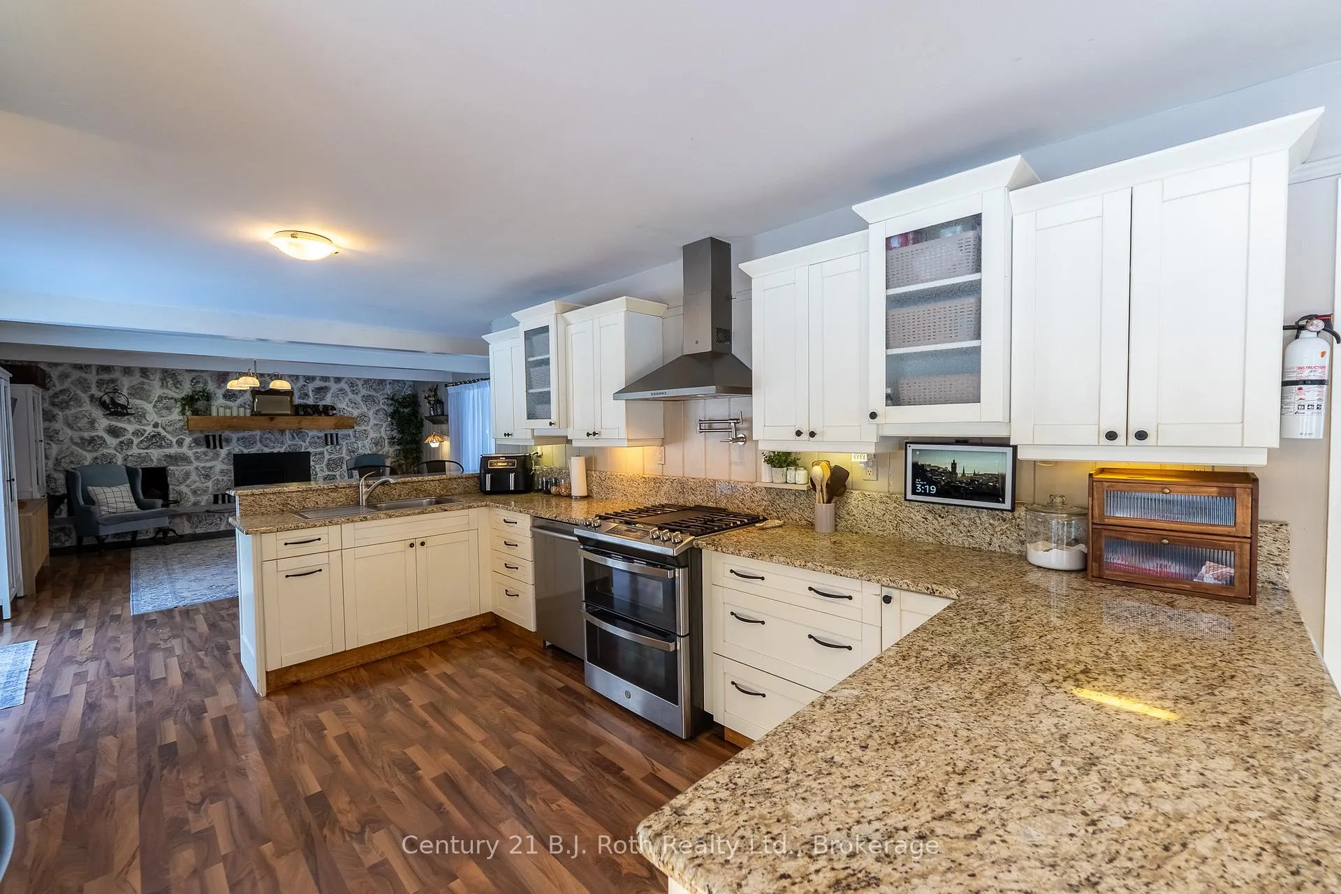 Photo 20 of 4132 Wainman Line, Severn, Bass Lake — HOMEH