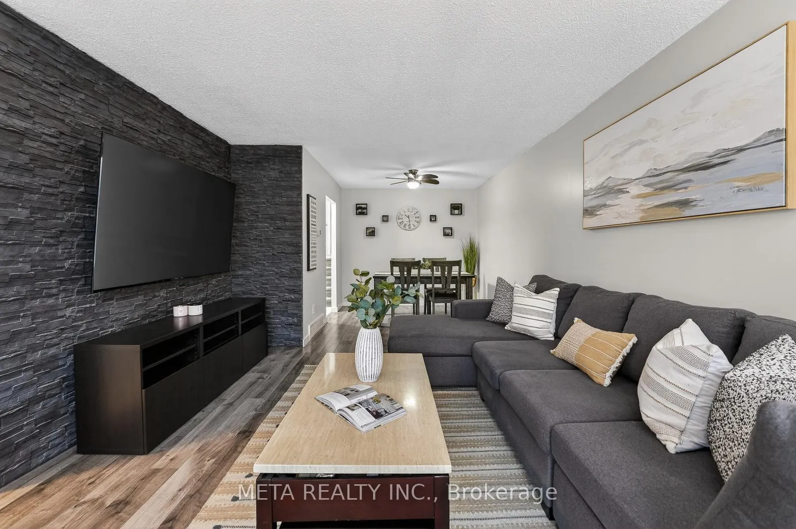 Photo 8 of 723 West 5th Street, Hamilton, Fessenden — HOMEH