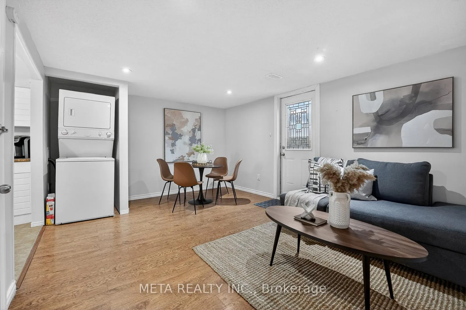 Photo 18 of 723 West 5th Street, Hamilton, Fessenden — HOMEH