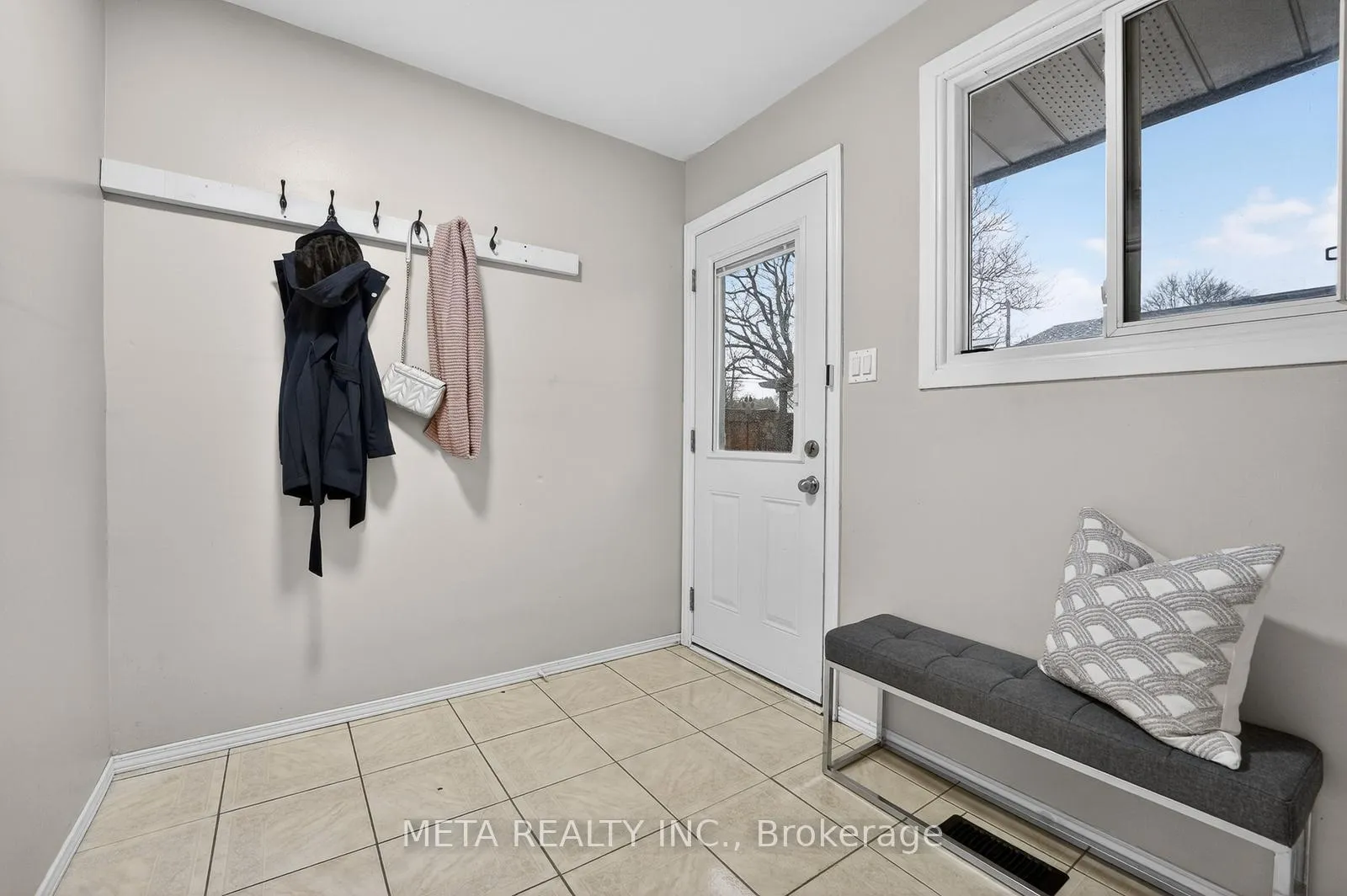 Photo 23 of 723 West 5th Street, Hamilton, Fessenden — HOMEH