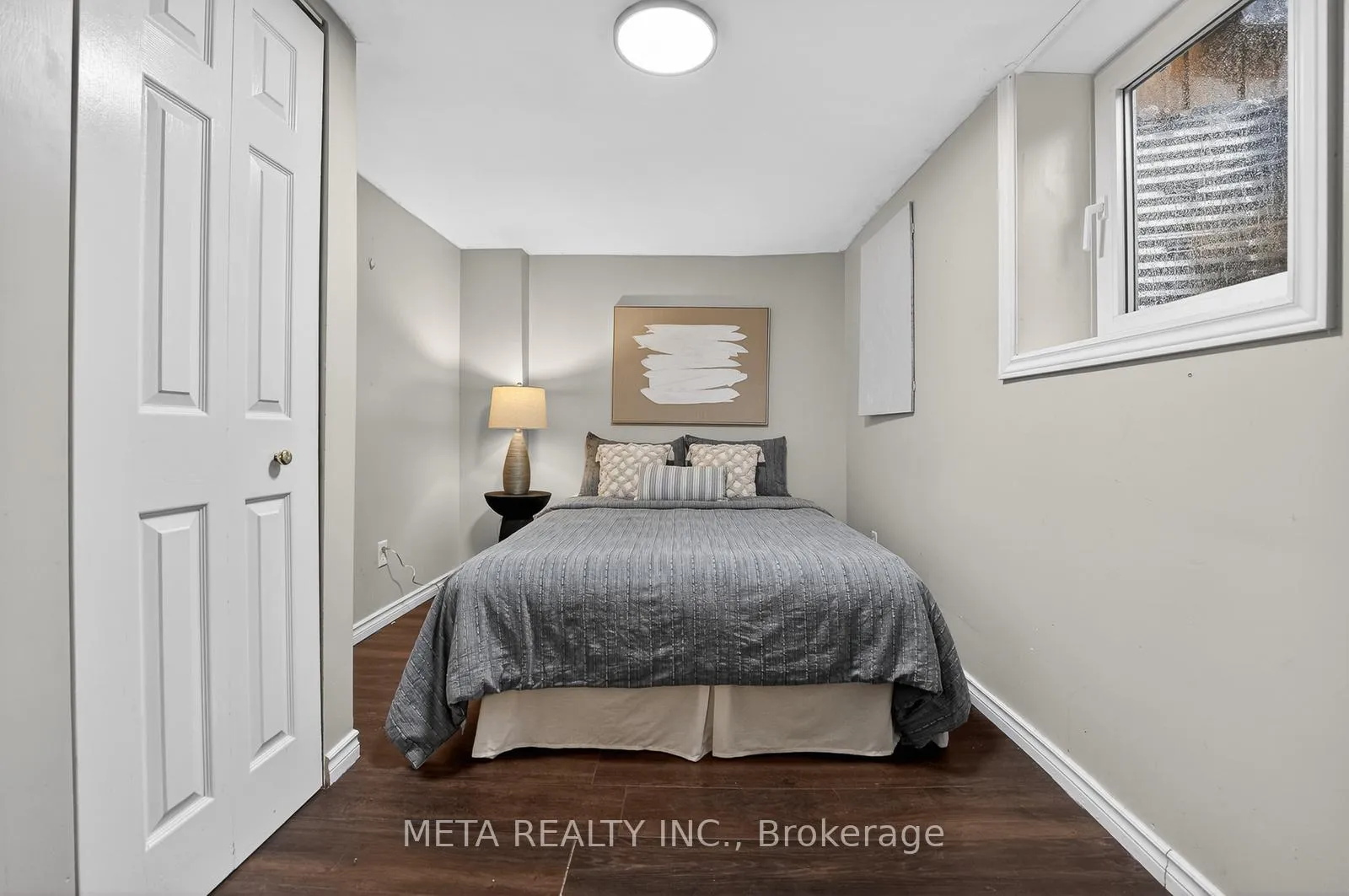 Photo 27 of 723 West 5th Street, Hamilton, Fessenden — HOMEH