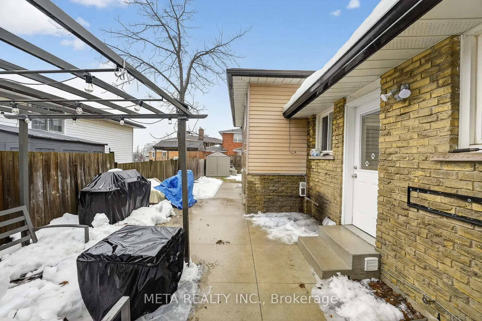 Photo 29 of 723 West 5th Street, Hamilton, Fessenden — HOMEH