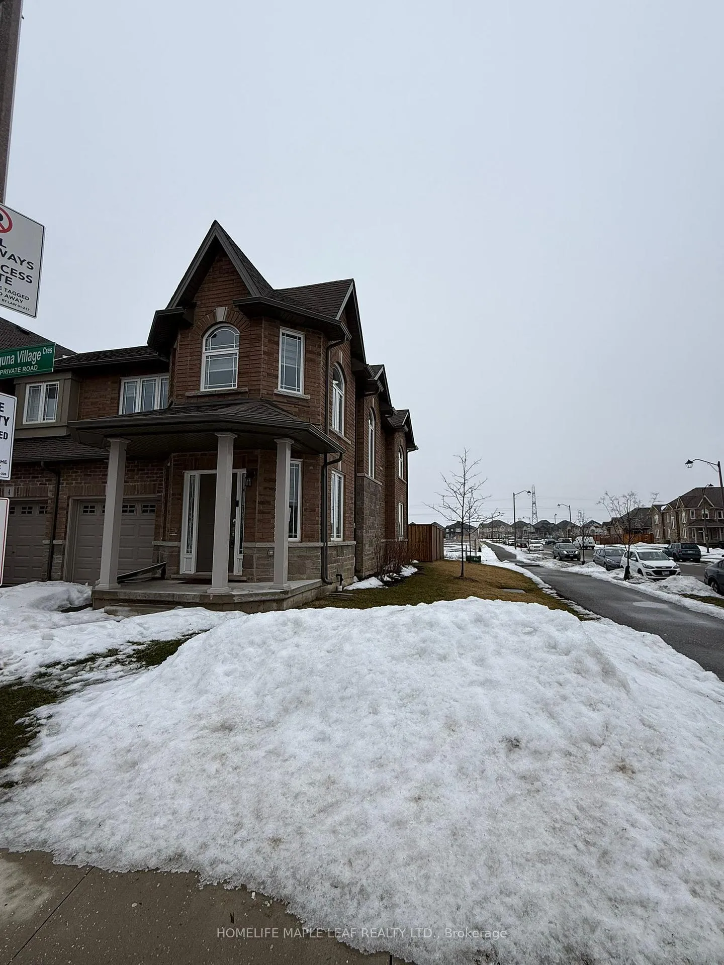 Photo 2 of 2 Laguna Village Crescent, Hamilton, Hannon — HOMEH