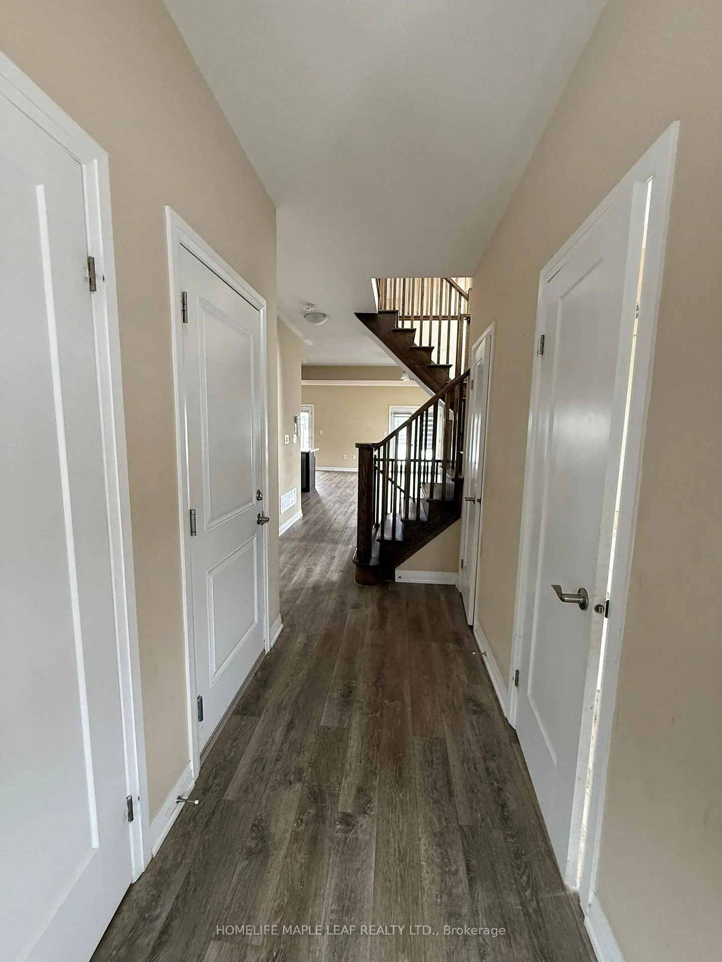 Photo 7 of 2 Laguna Village Crescent, Hamilton, Hannon — HOMEH