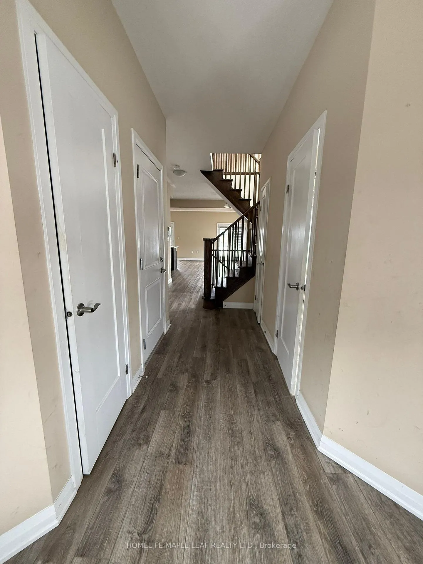 Photo 8 of 2 Laguna Village Crescent, Hamilton, Hannon — HOMEH