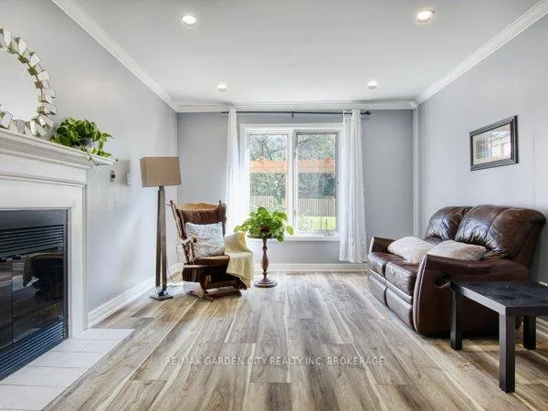 Photo 8 of 20 Chessington Street, St. Catharines, Grapeview — HOMEH