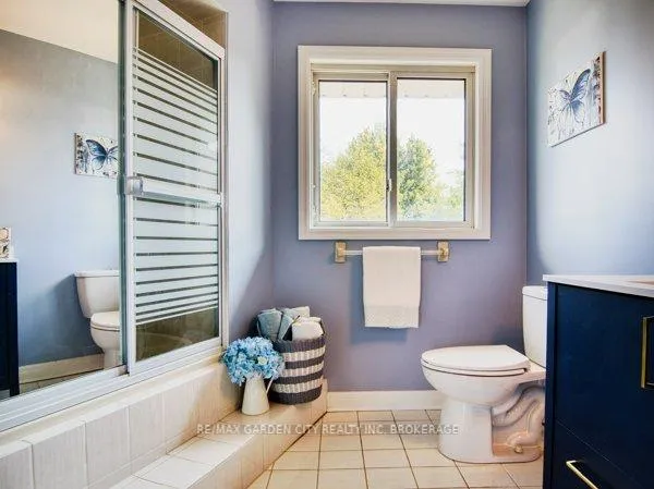 Photo 18 of 20 Chessington Street, St. Catharines, Grapeview — HOMEH