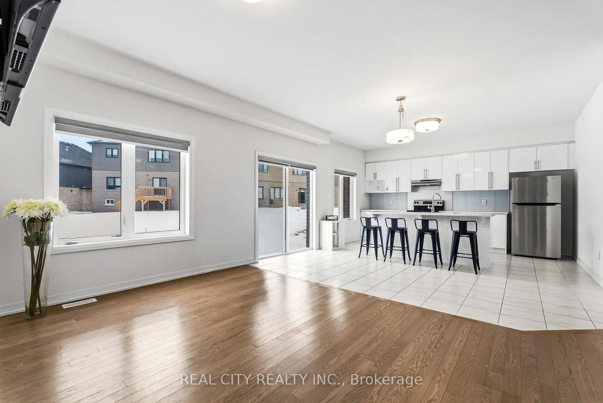 Photo 15 of 72 George Brier Drive E, Brant, Paris — HOMEH