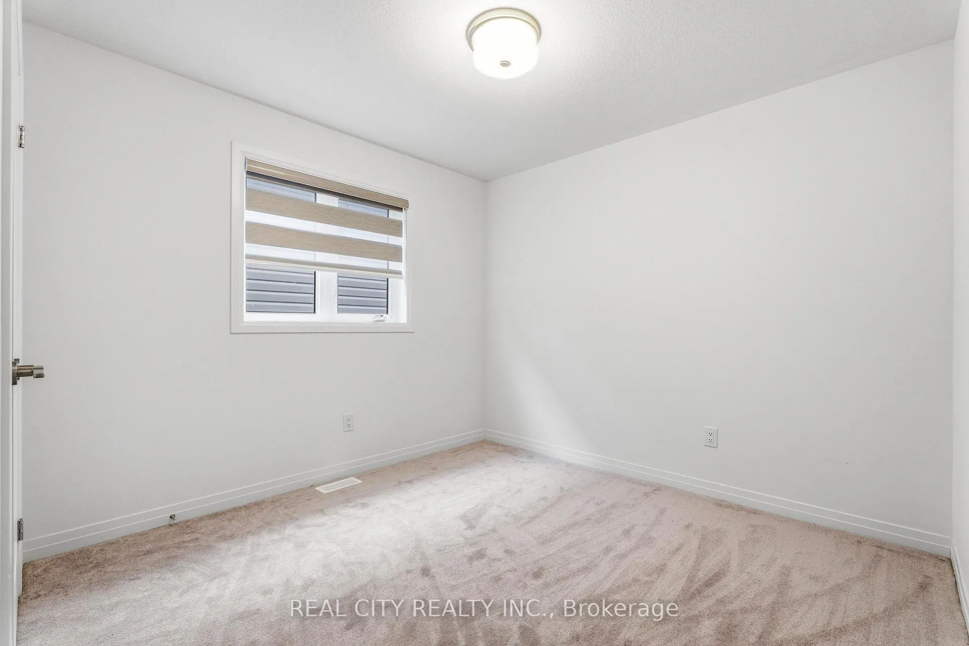 Photo 31 of 72 George Brier Drive E, Brant, Paris — HOMEH