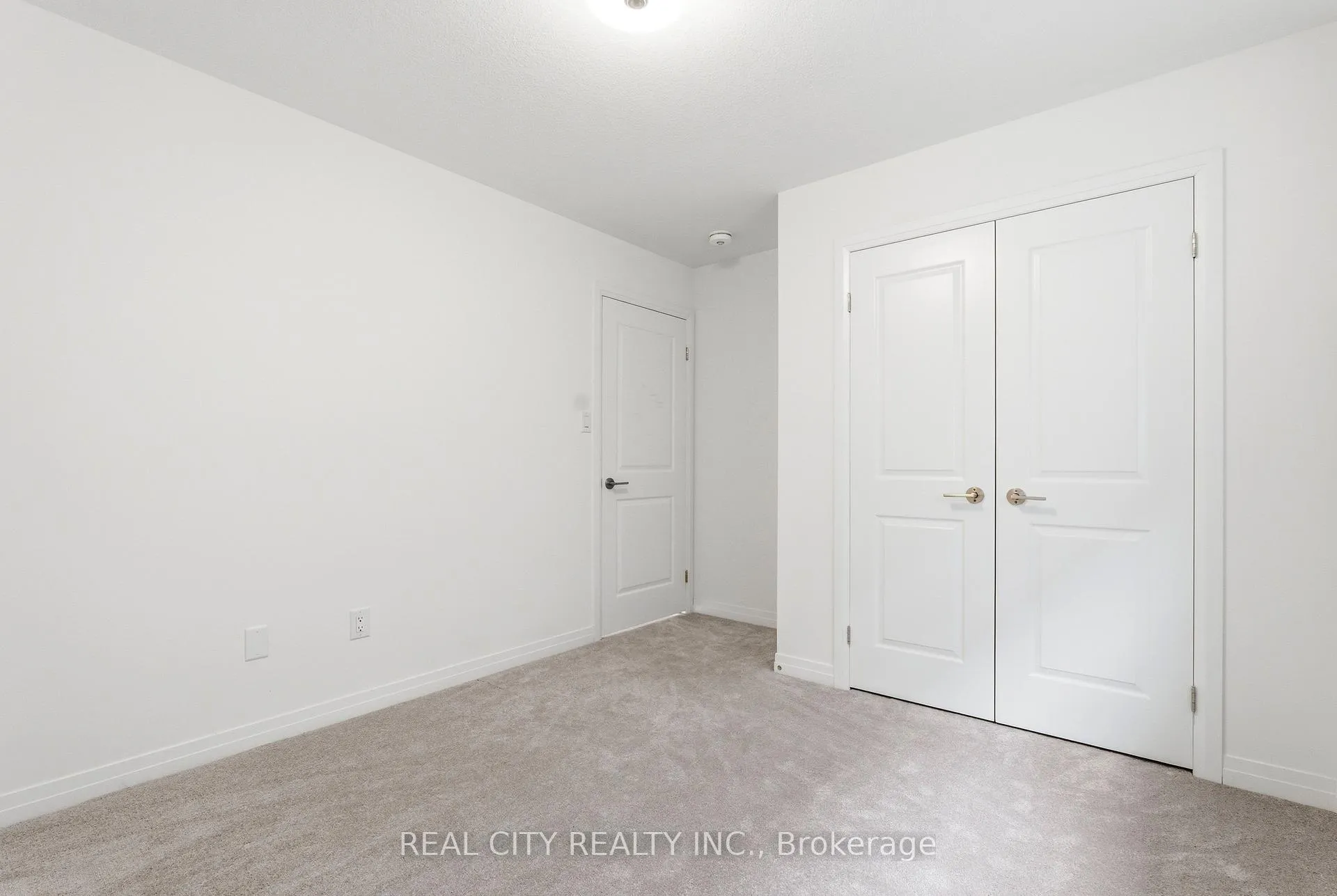 Photo 32 of 72 George Brier Drive E, Brant, Paris — HOMEH