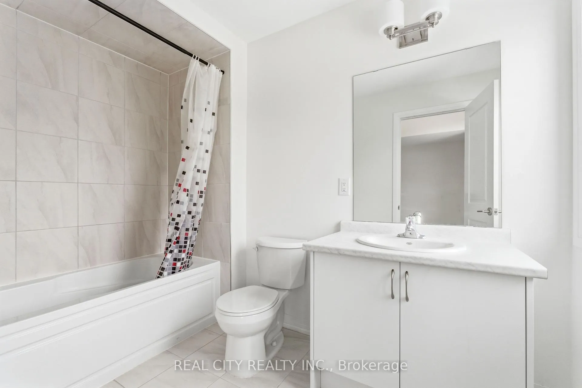 Photo 36 of 72 George Brier Drive E, Brant, Paris — HOMEH