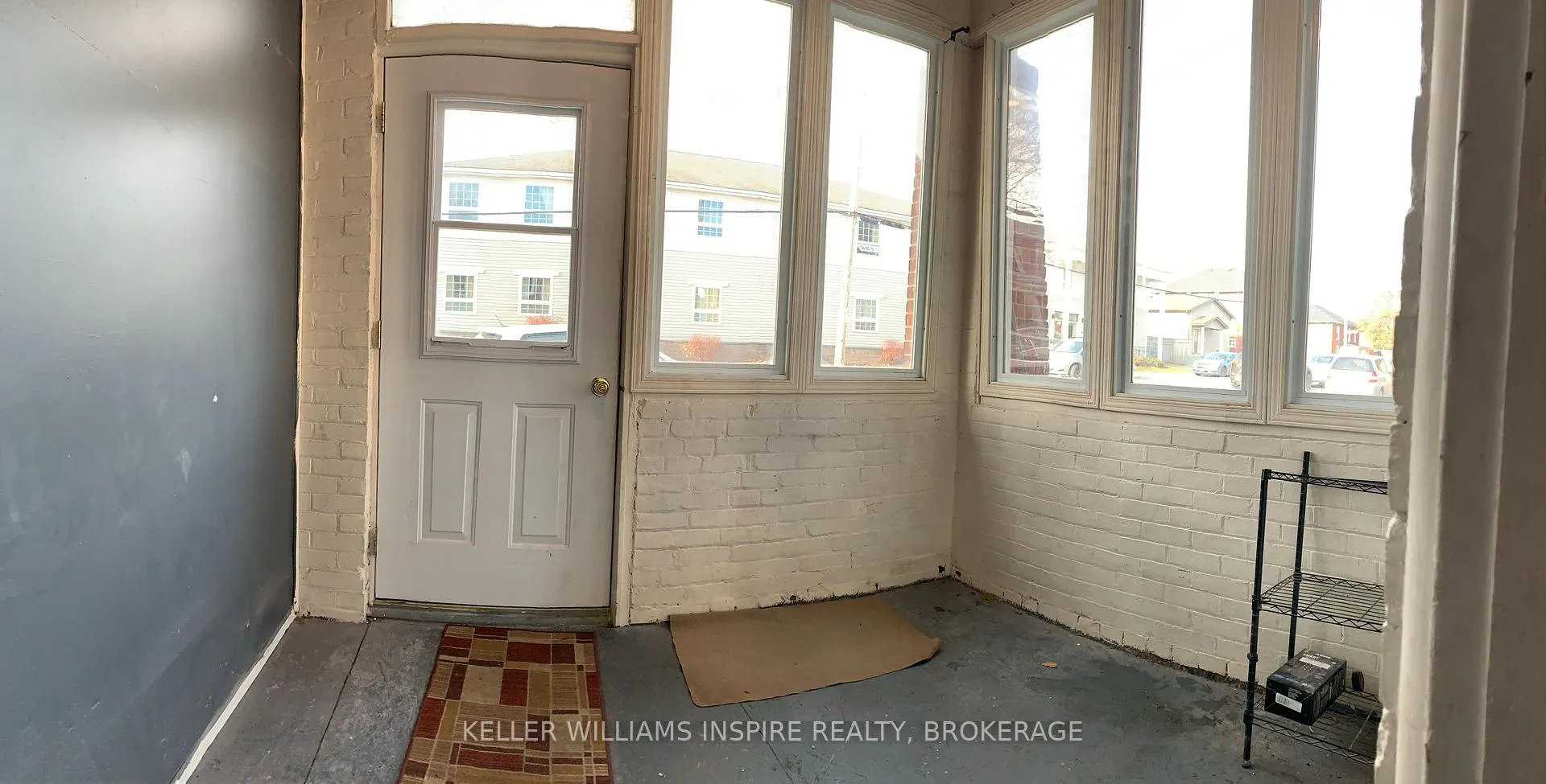 Photo 4 of Unit 1, 33 Everett Street, Belleville, Belleville Ward — HOMEH