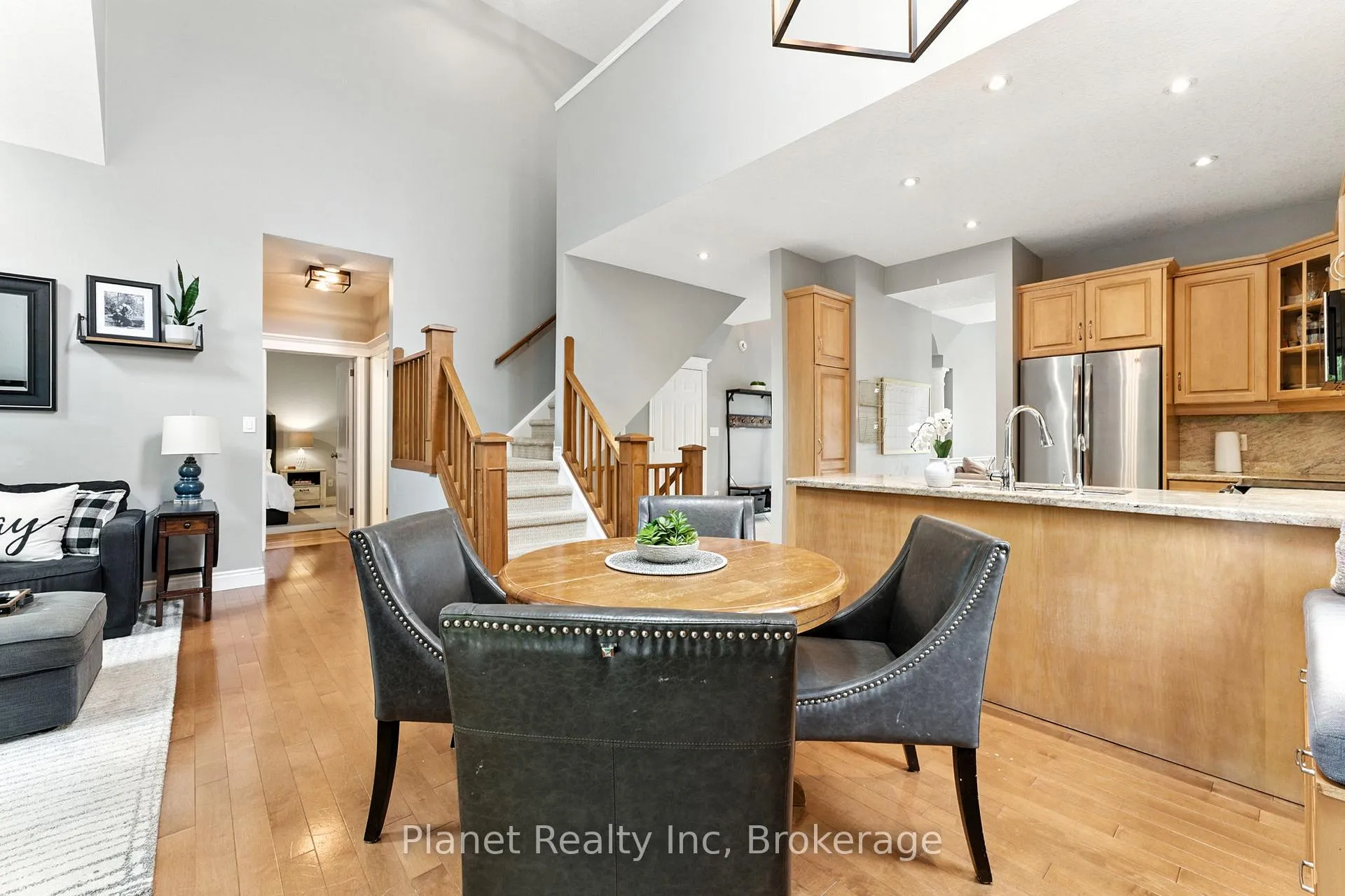 Photo 5 of 63 Truesdale Crescent, Guelph, Kortright West — HOMEH