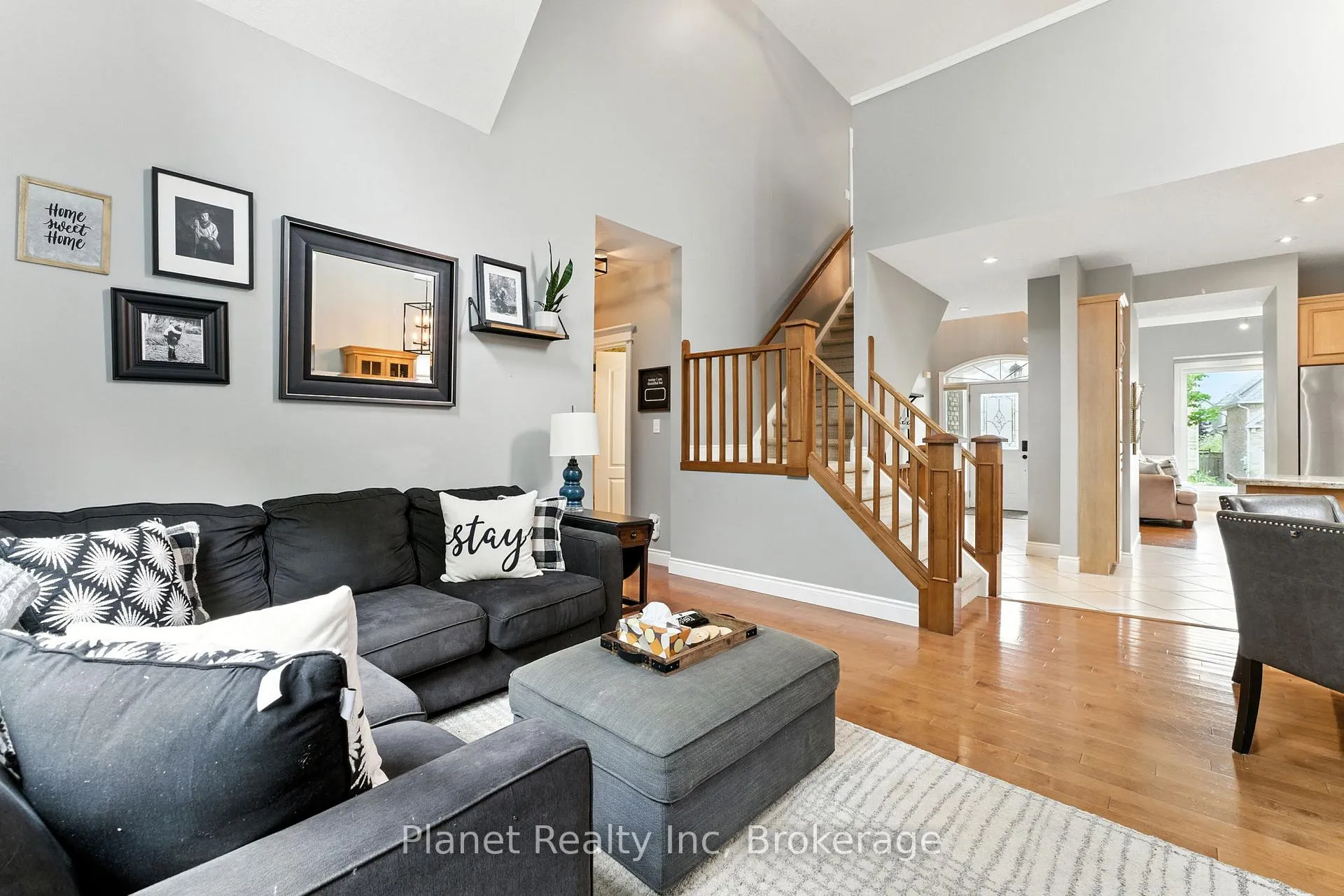 Photo 6 of 63 Truesdale Crescent, Guelph, Kortright West — HOMEH