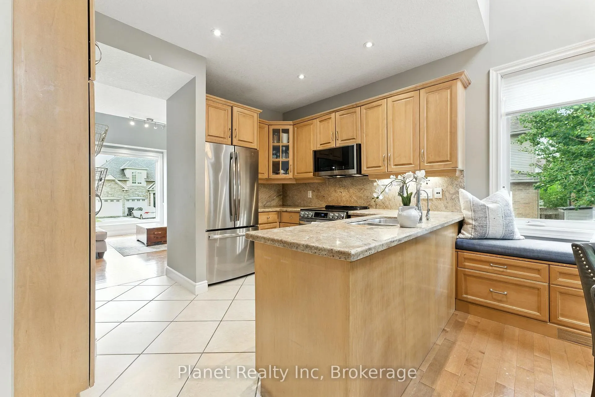 Photo 7 of 63 Truesdale Crescent, Guelph, Kortright West — HOMEH