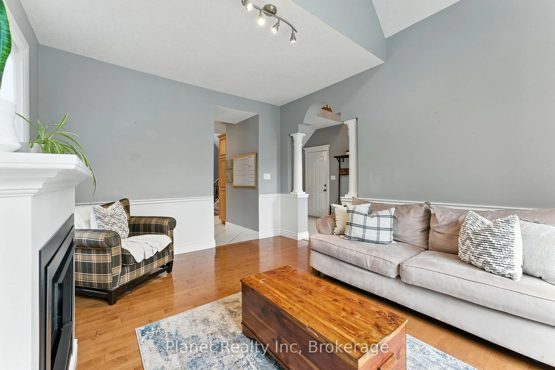Photo 11 of 63 Truesdale Crescent, Guelph, Kortright West — HOMEH