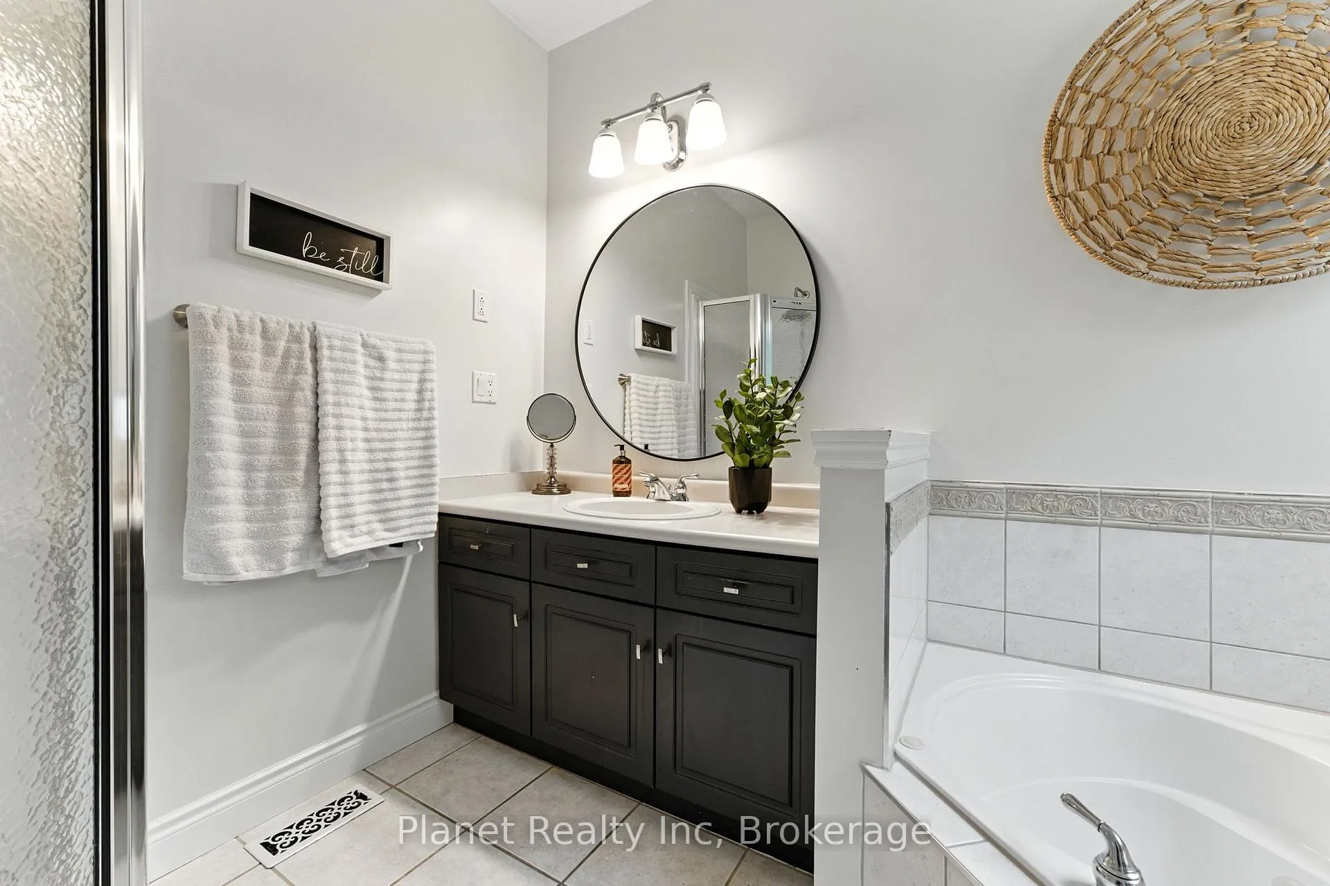 Photo 19 of 63 Truesdale Crescent, Guelph, Kortright West — HOMEH