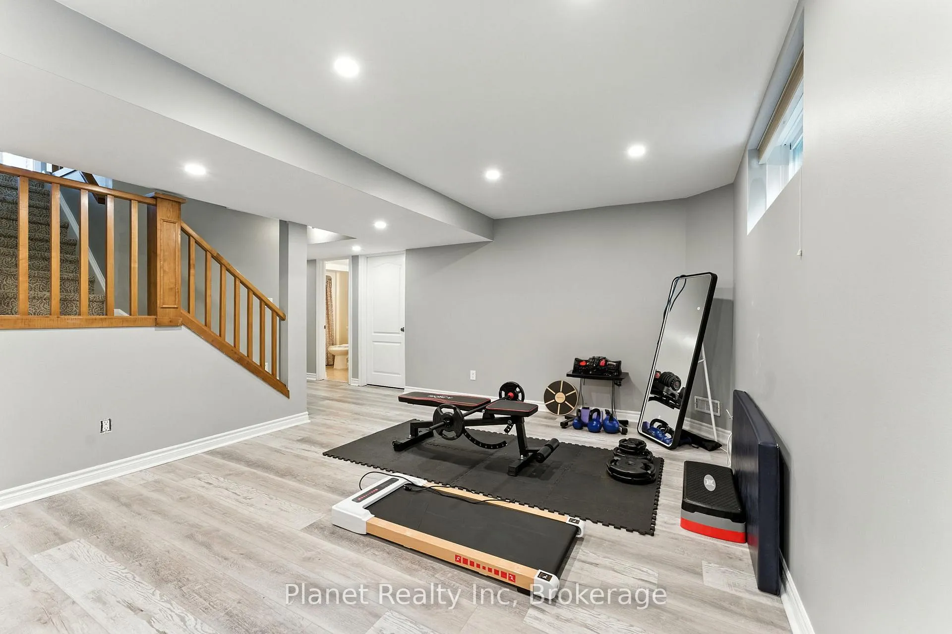 Photo 33 of 63 Truesdale Crescent, Guelph, Kortright West — HOMEH