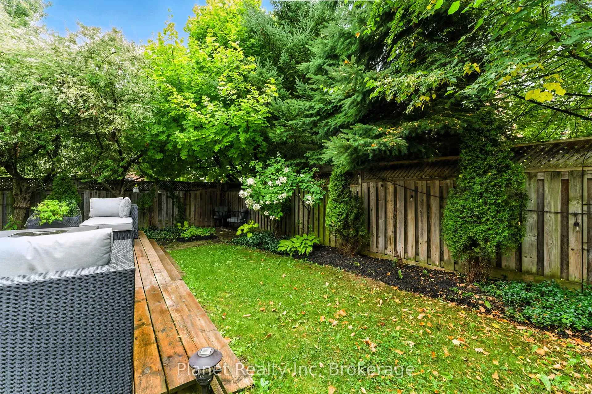 Photo 38 of 63 Truesdale Crescent, Guelph, Kortright West — HOMEH