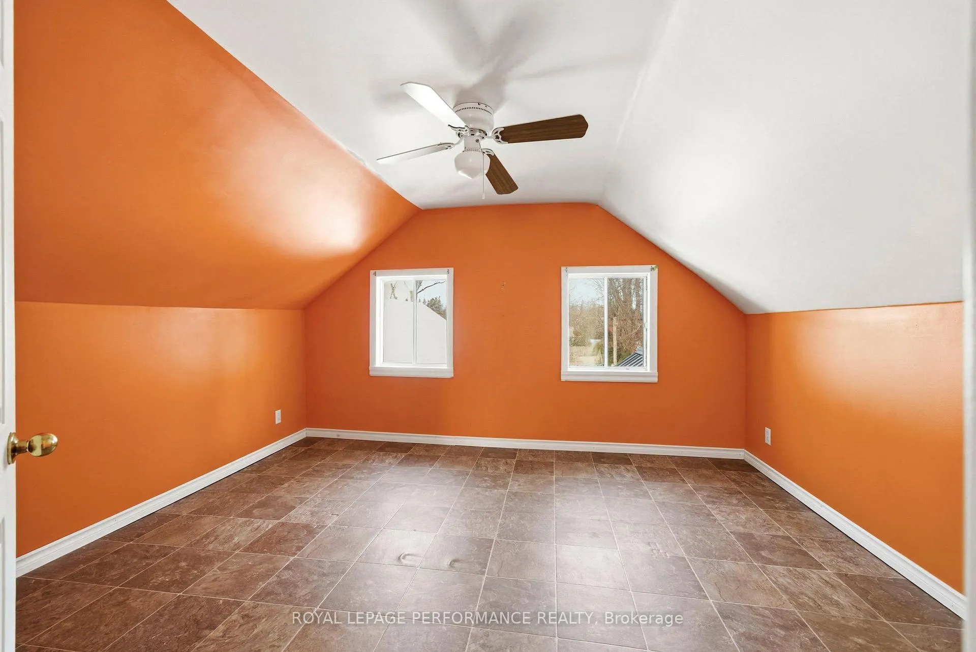 Photo 24 of 114 Jobin Avenue, Cornwall — HOMEH