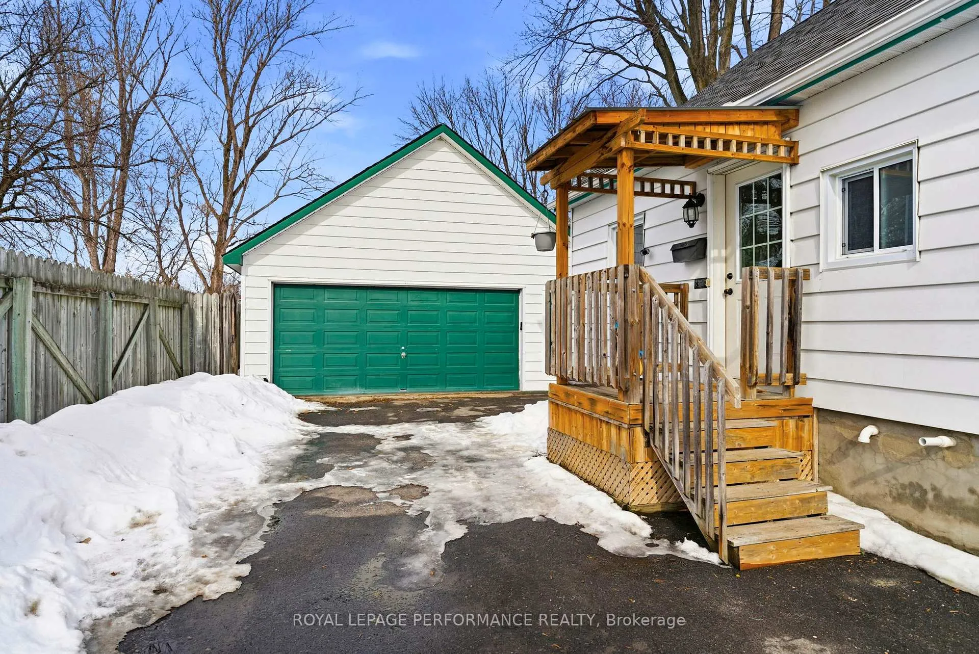 Photo 35 of 114 Jobin Avenue, Cornwall — HOMEH