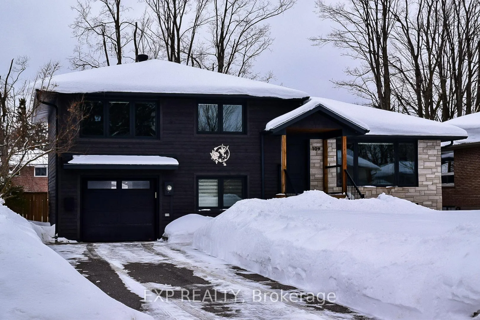 Photo 2 of 109 Strabane Avenue, Barrie, Codrington — HOMEH