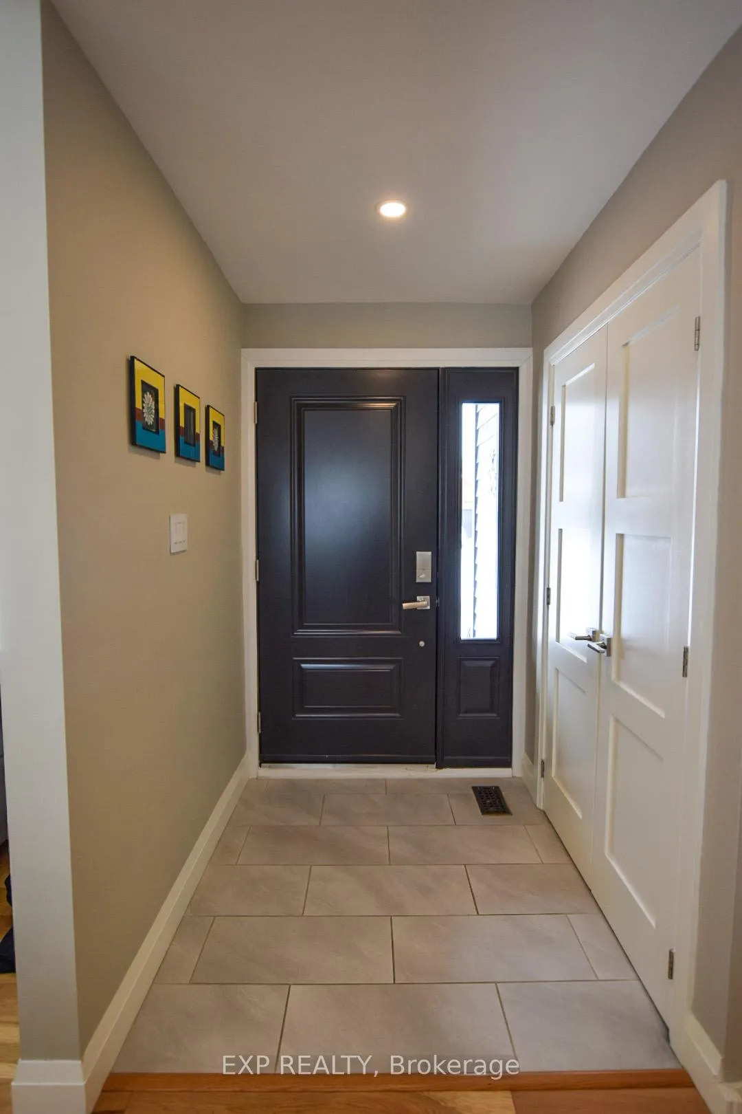Photo 5 of 109 Strabane Avenue, Barrie, Codrington — HOMEH