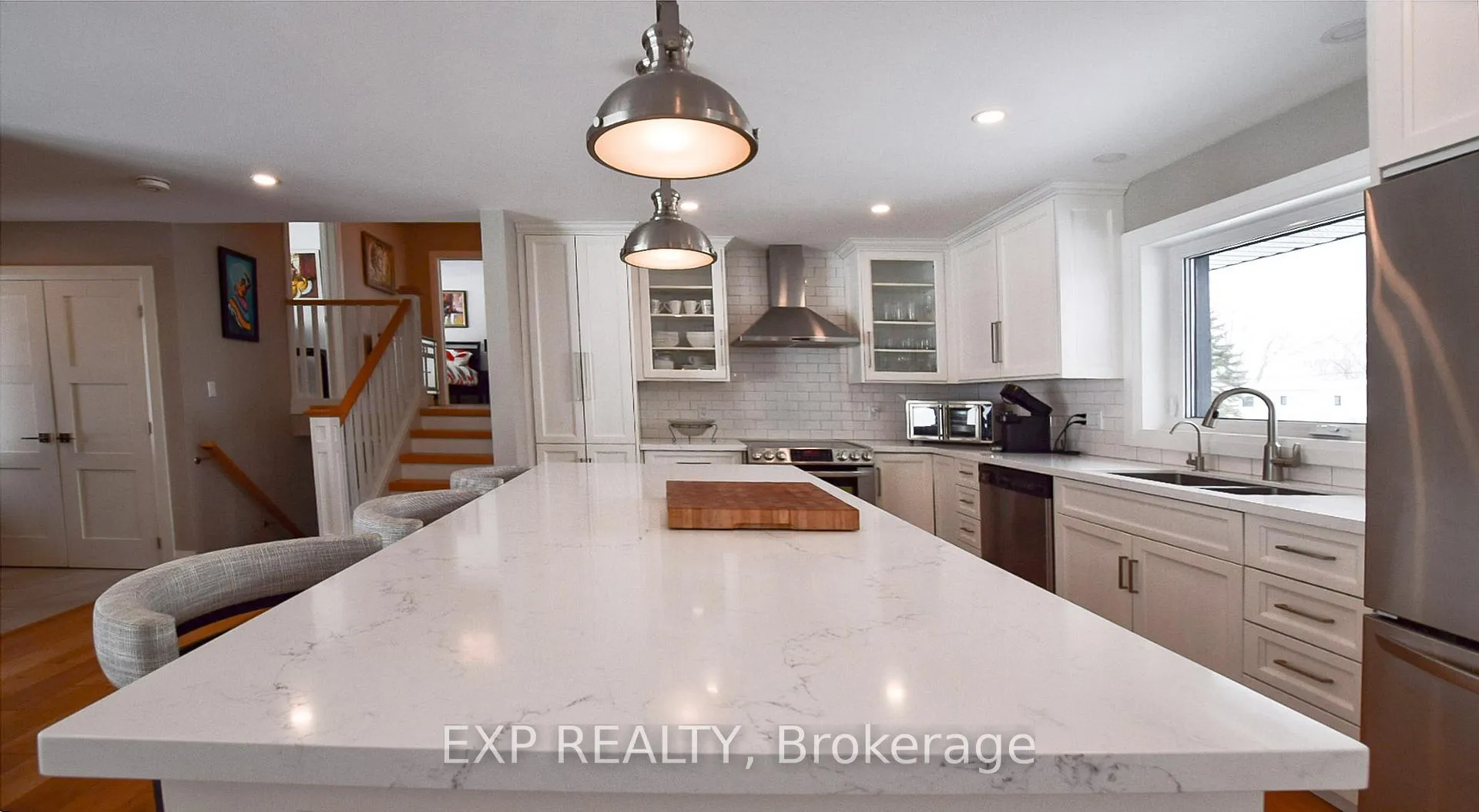Photo 9 of 109 Strabane Avenue, Barrie, Codrington — HOMEH