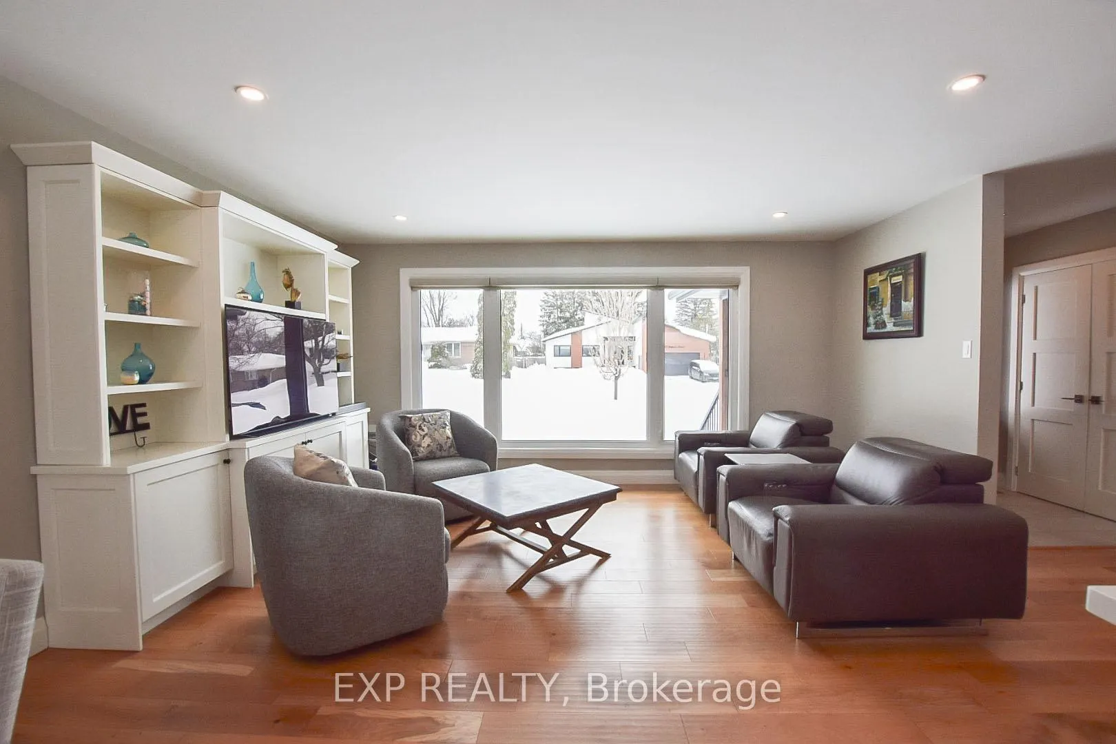 Photo 15 of 109 Strabane Avenue, Barrie, Codrington — HOMEH