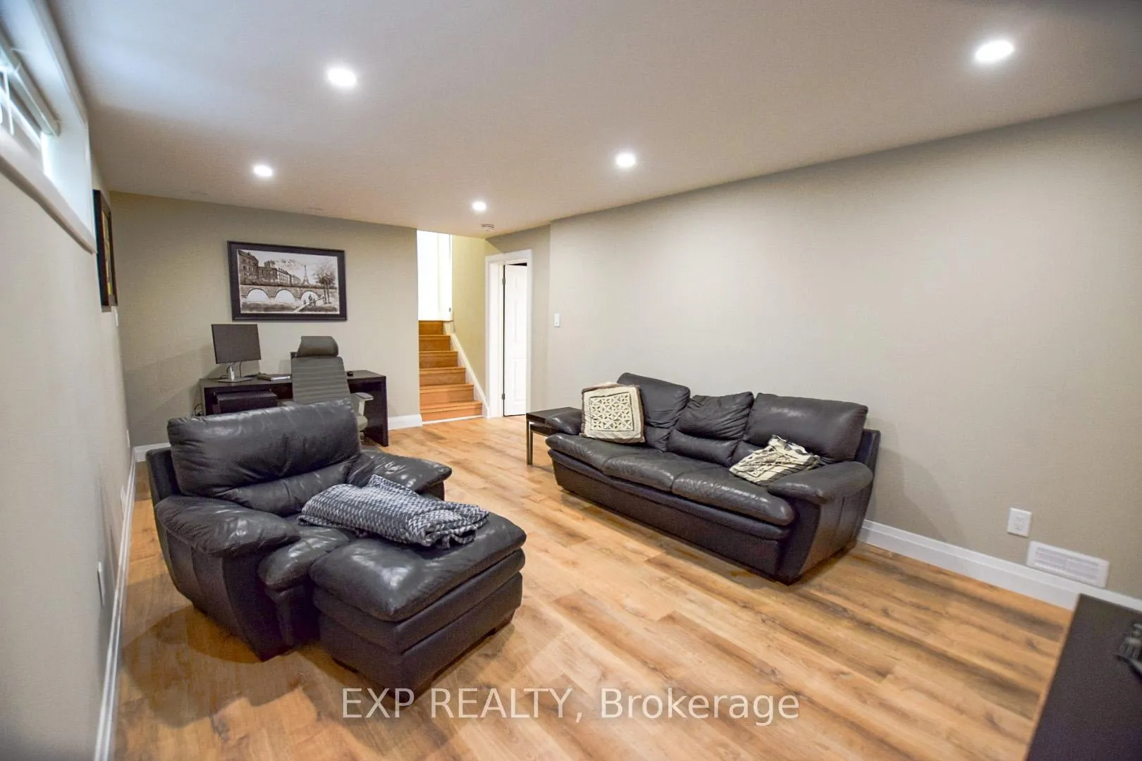 Photo 30 of 109 Strabane Avenue, Barrie, Codrington — HOMEH