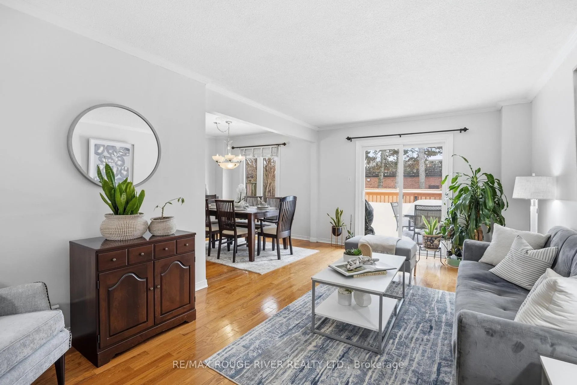 Photo 7 of 767 Hampton Court, Pickering, West Shore — HOMEH