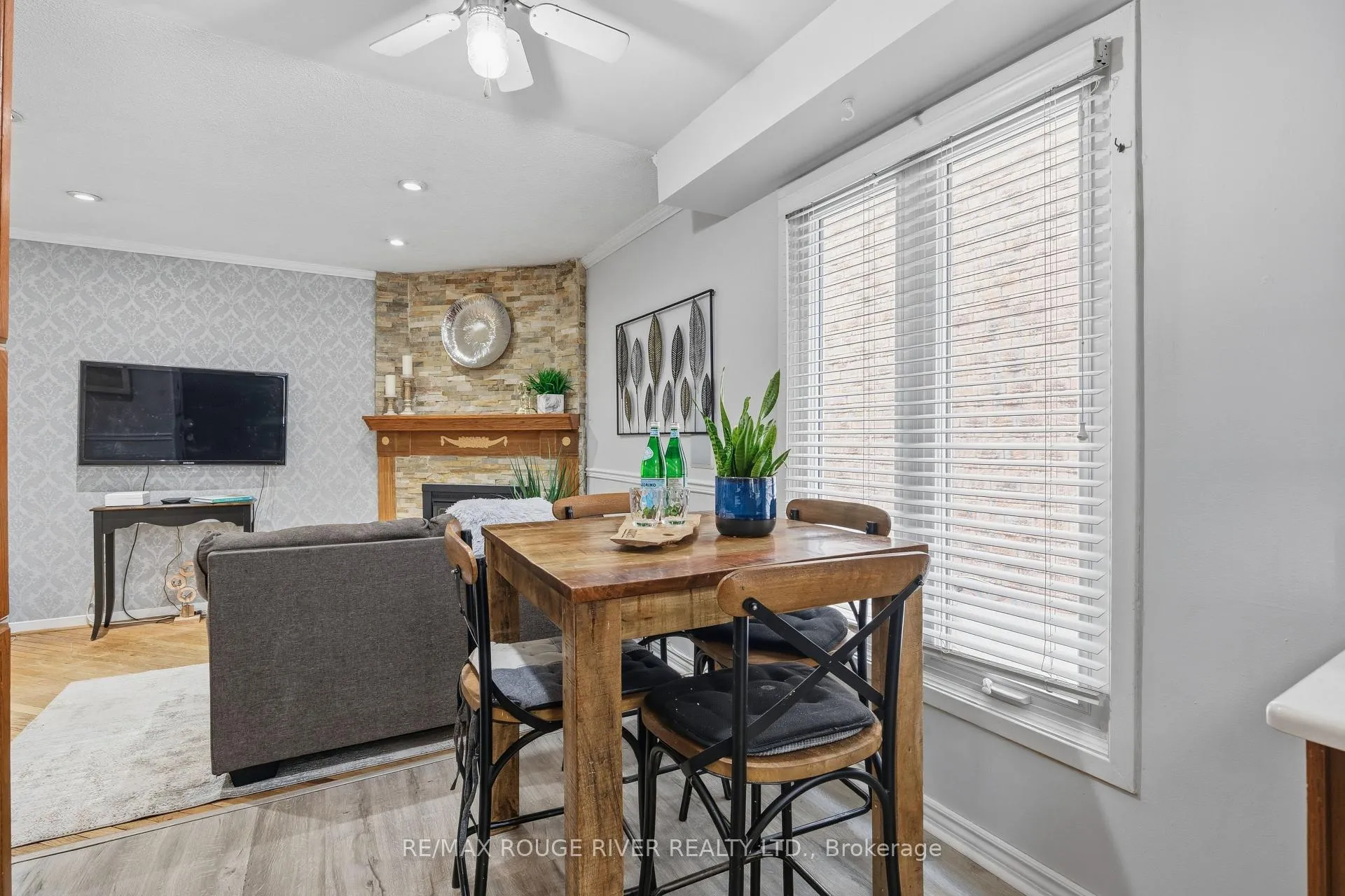 Photo 16 of 767 Hampton Court, Pickering, West Shore — HOMEH