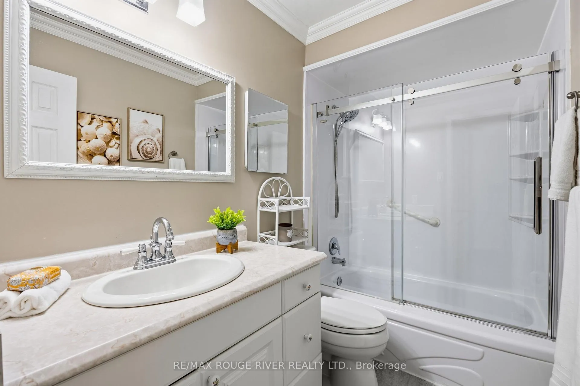 Photo 28 of 767 Hampton Court, Pickering, West Shore — HOMEH