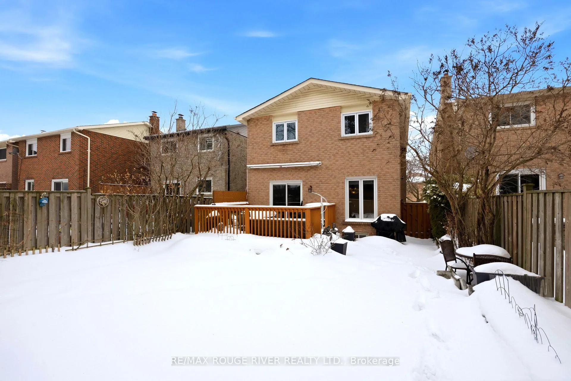 Photo 37 of 767 Hampton Court, Pickering, West Shore — HOMEH