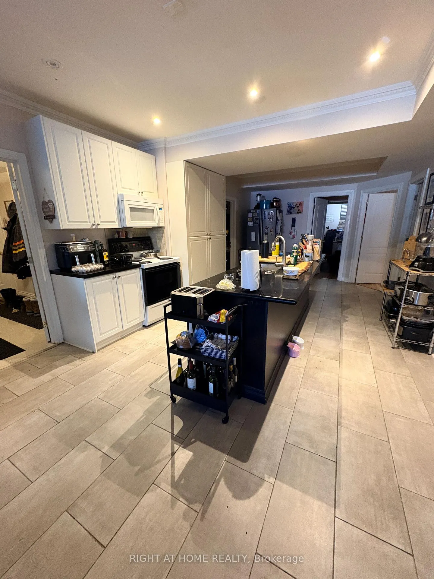 Photo 6 of 86 Peter Street, Markham, Old Markham Village — HOMEH