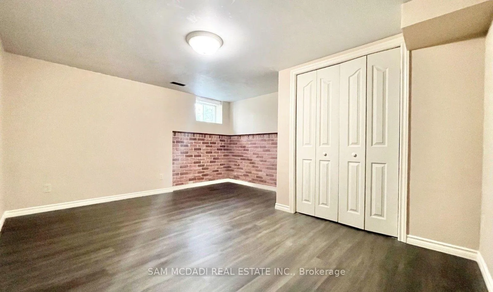 Photo 15 of 257 Thorncrest Drive, Waterloo — HOMEH