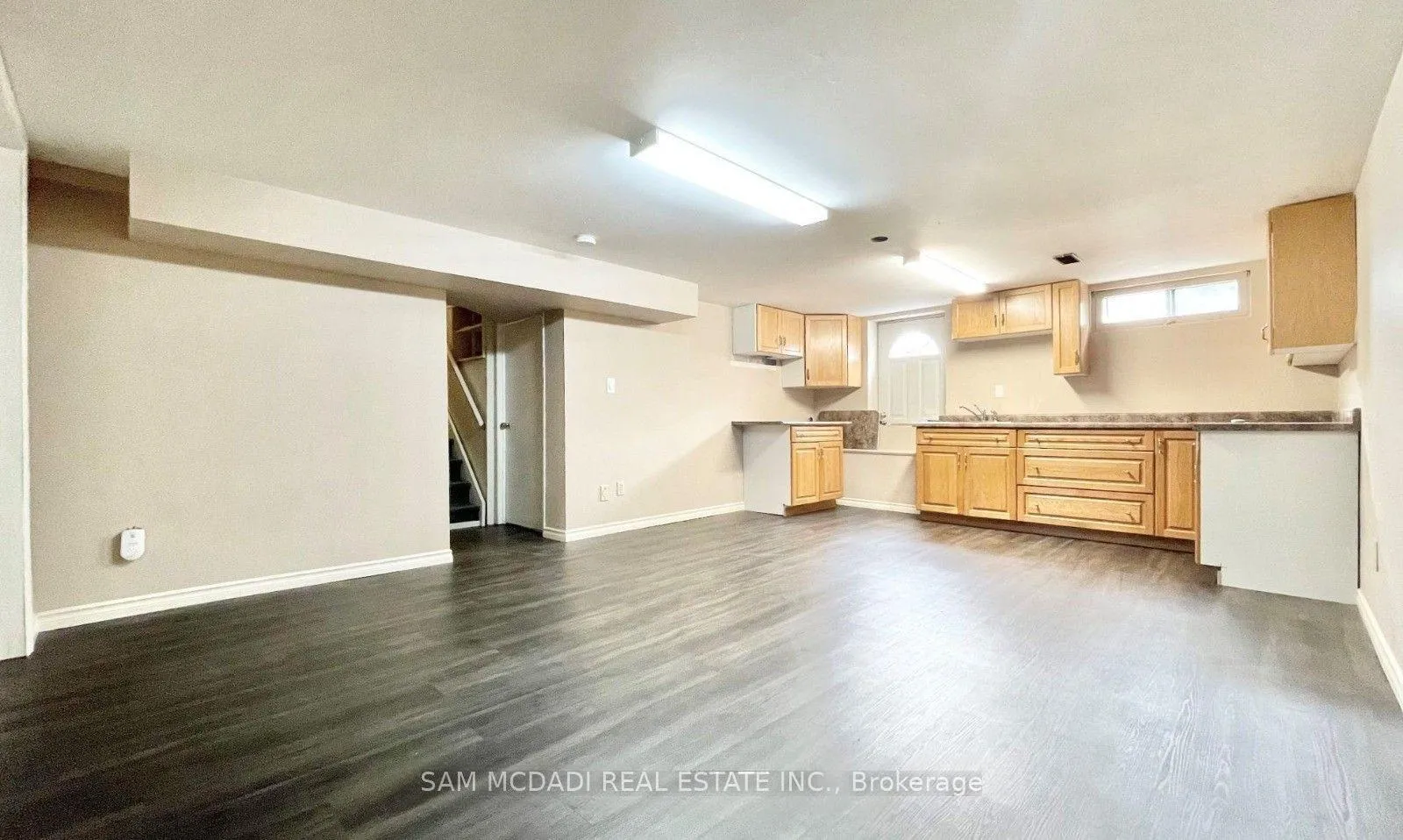 Photo 18 of 257 Thorncrest Drive, Waterloo — HOMEH
