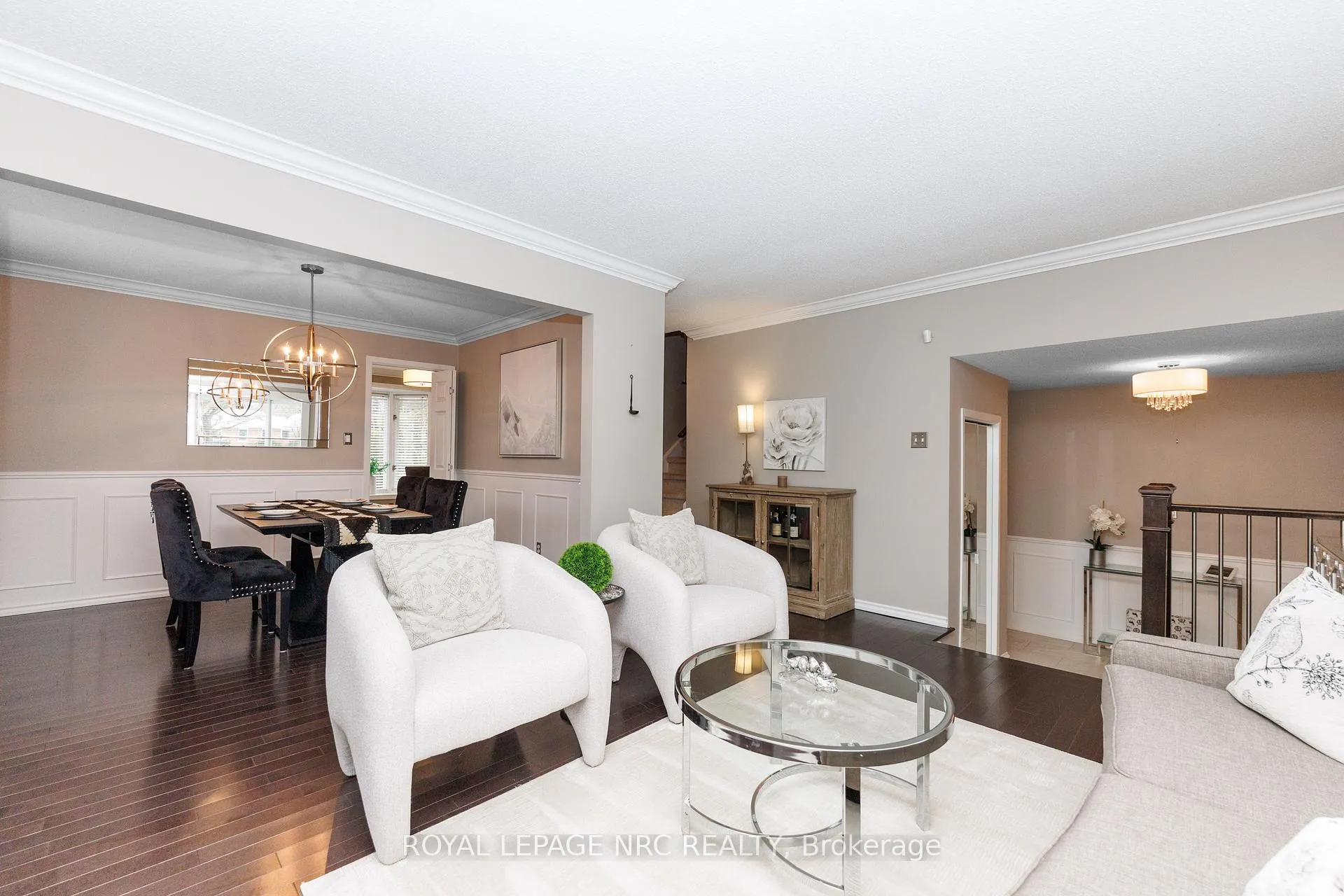 Photo 4 of 28 Spruceside Crescent, Pelham, Fonthill — HOMEH