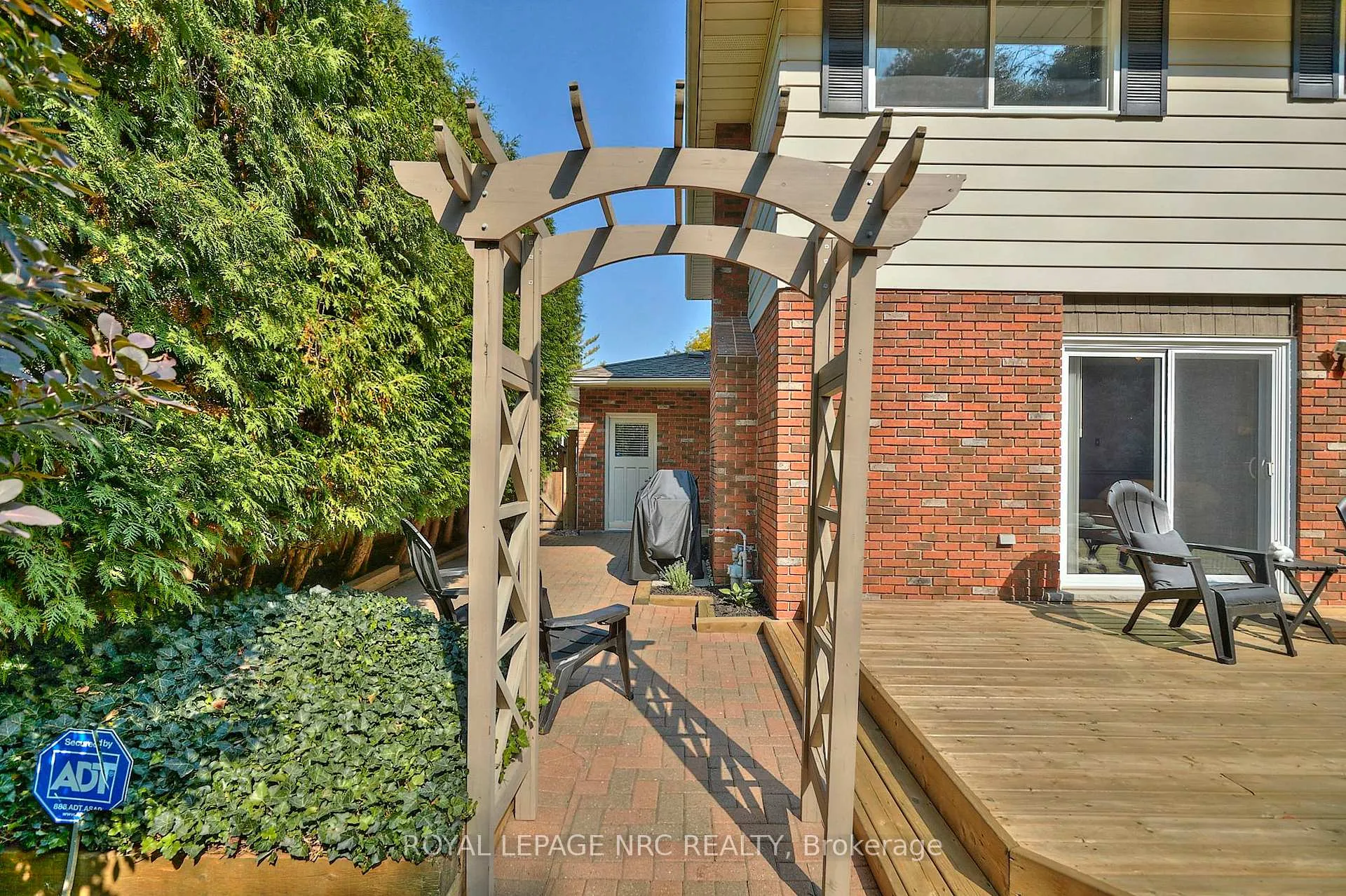 Photo 30 of 28 Spruceside Crescent, Pelham, Fonthill — HOMEH