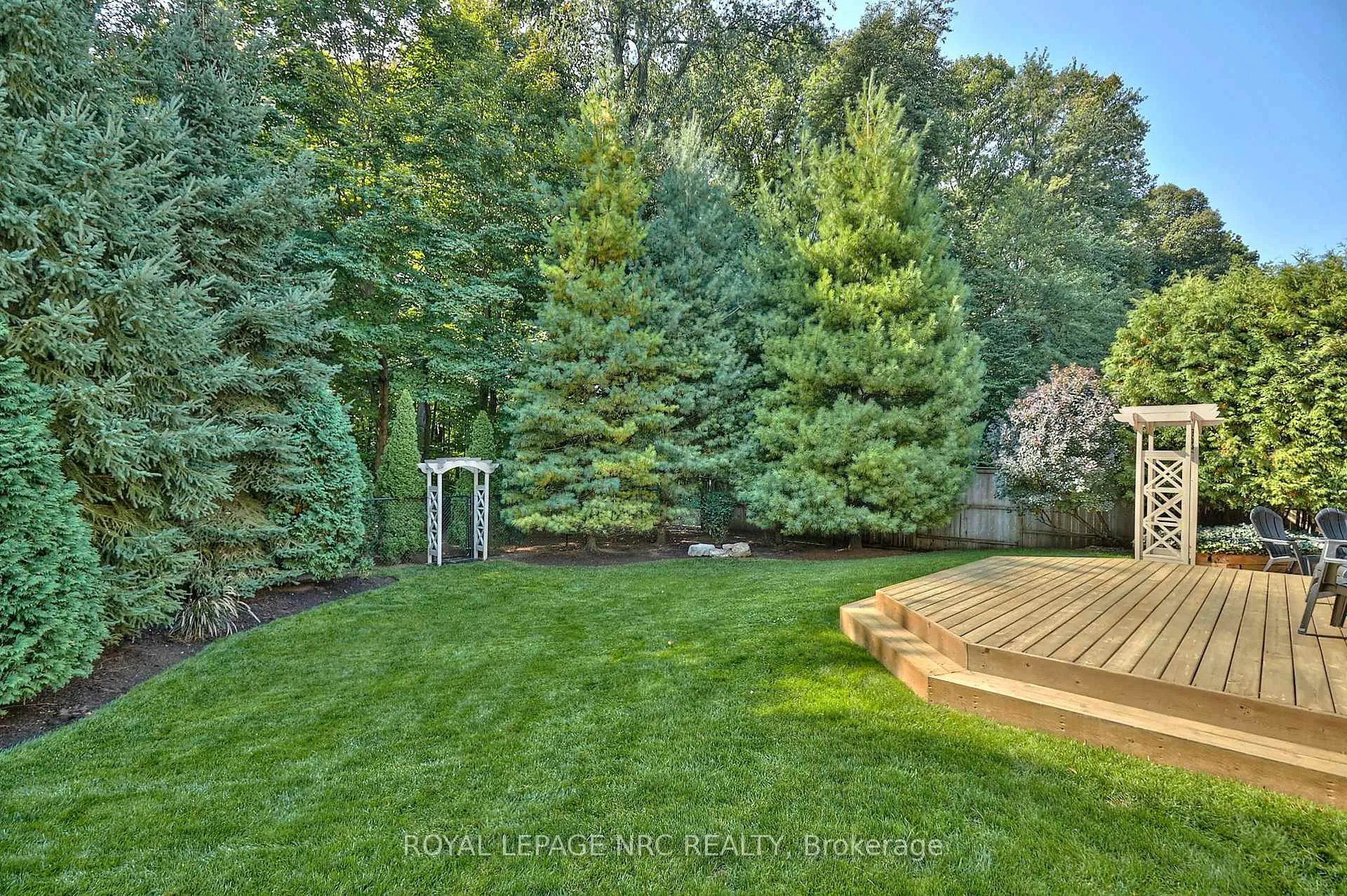 Photo 33 of 28 Spruceside Crescent, Pelham, Fonthill — HOMEH