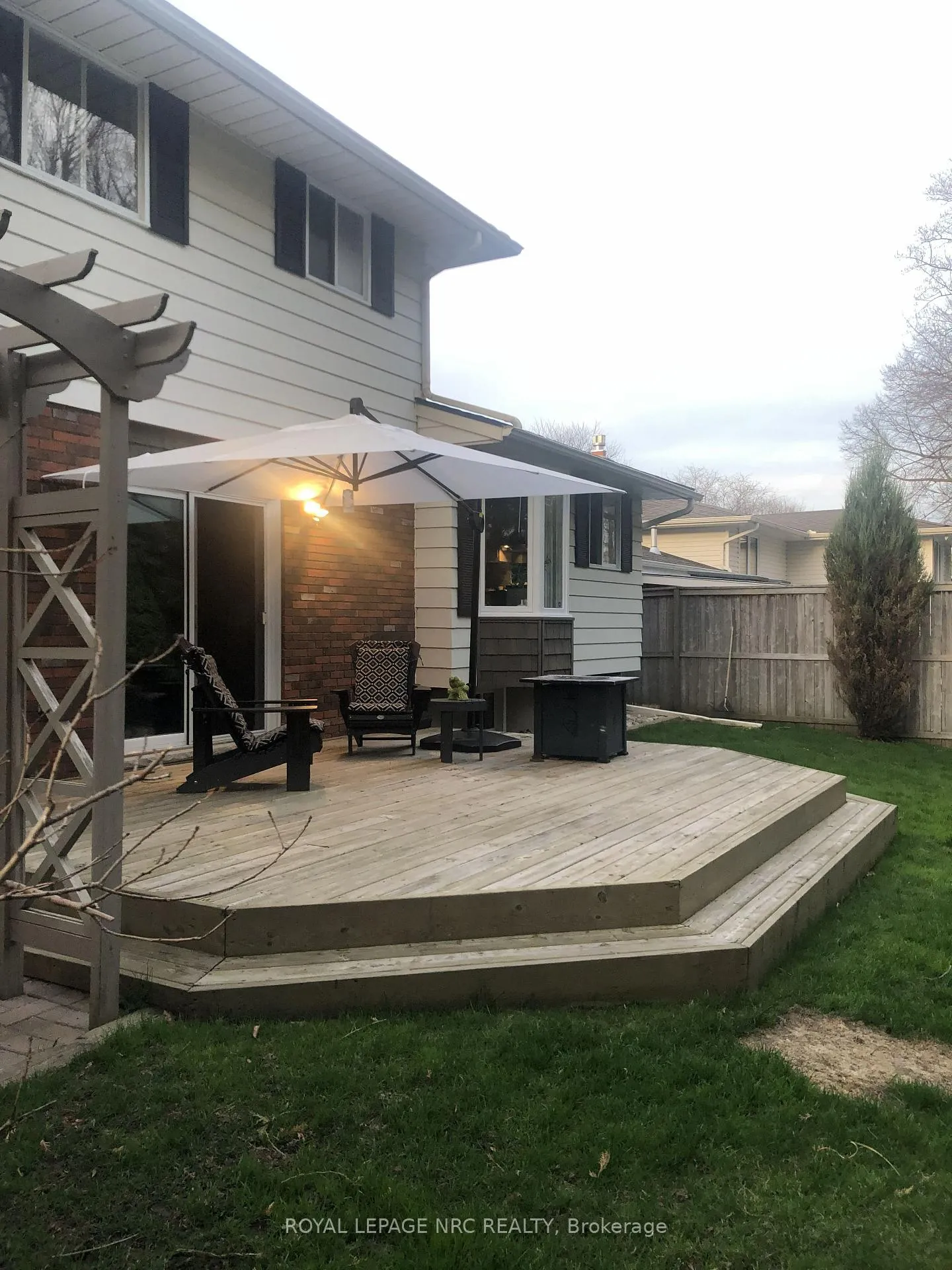 Photo 39 of 28 Spruceside Crescent, Pelham, Fonthill — HOMEH